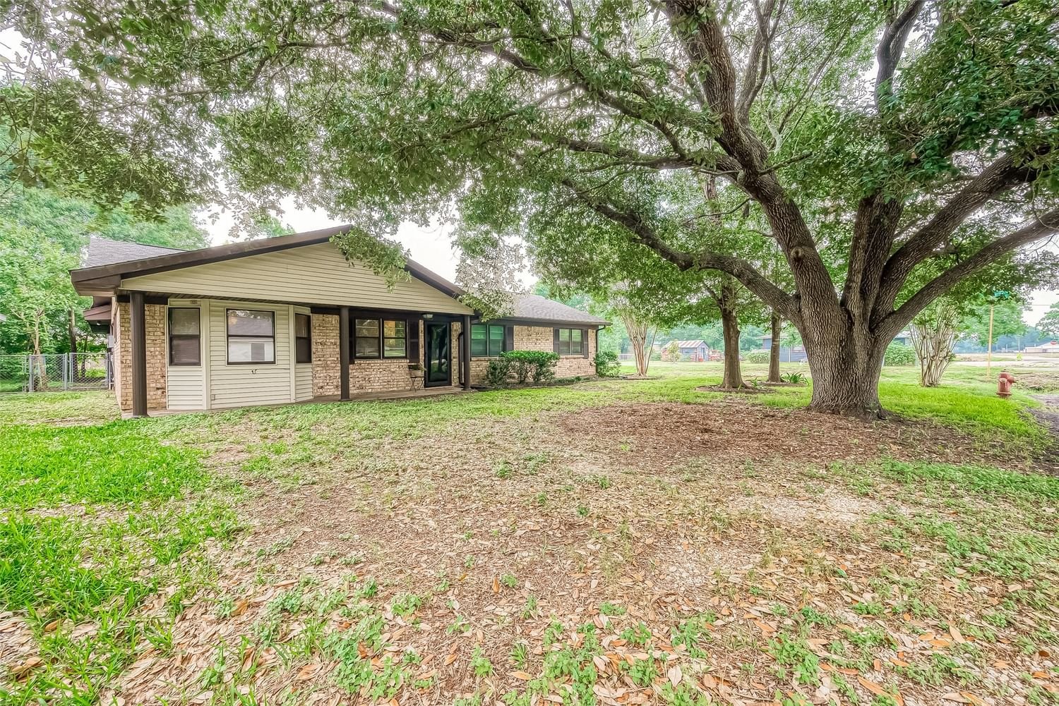 Real estate property located at 202 2nd, Fort Bend, Beasley, Beasley, TX, US