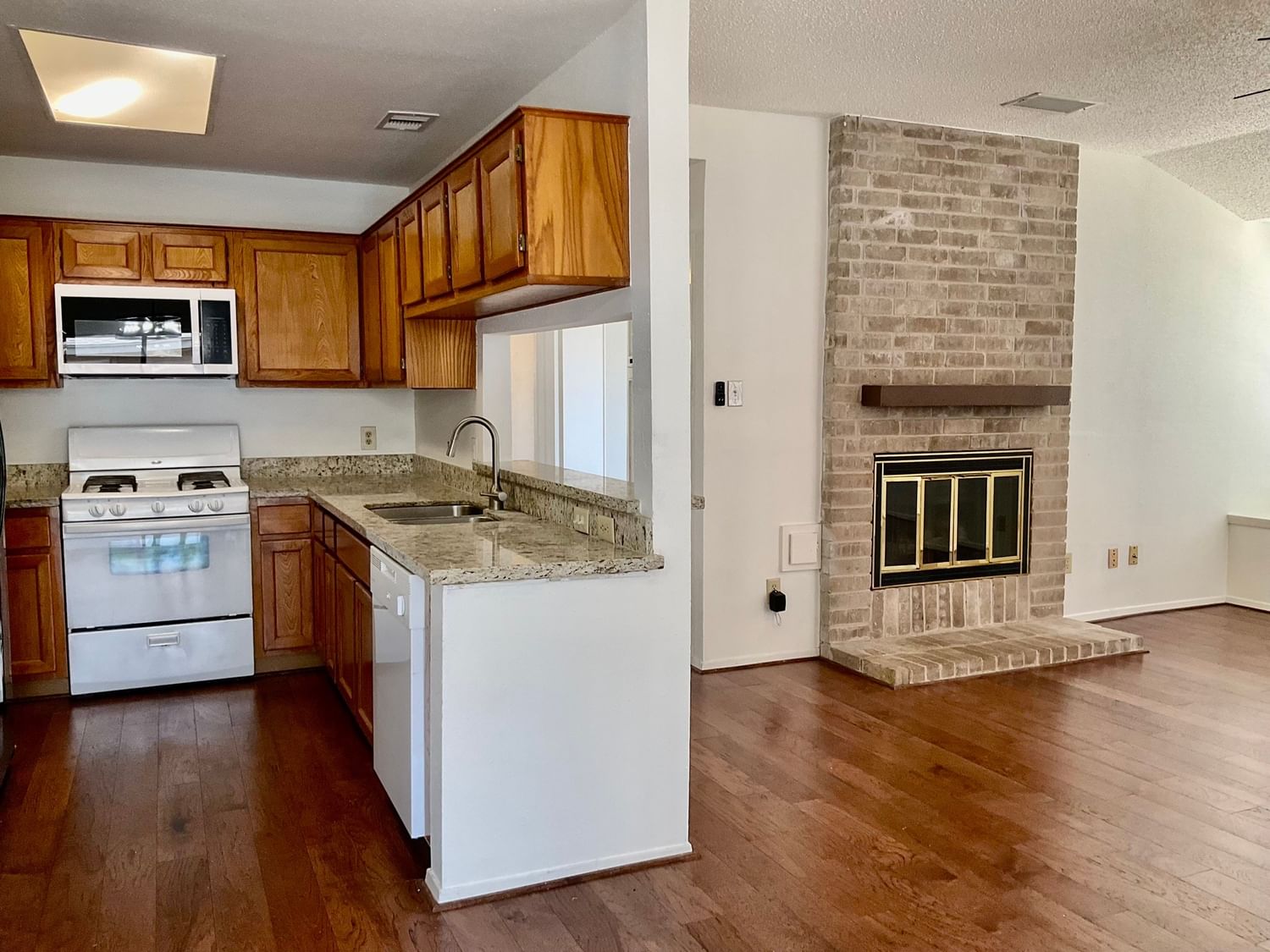Real estate property located at 2711 Grants Lake #31, Fort Bend, Sugar Land, TX, US