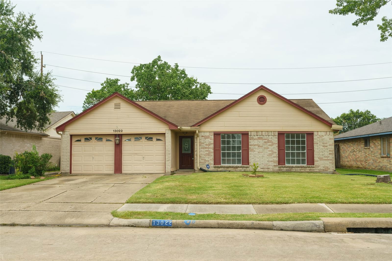 Real estate property located at 13022 Kingsmill, Fort Bend, Barrington Place Sec 2, Sugar Land, TX, US