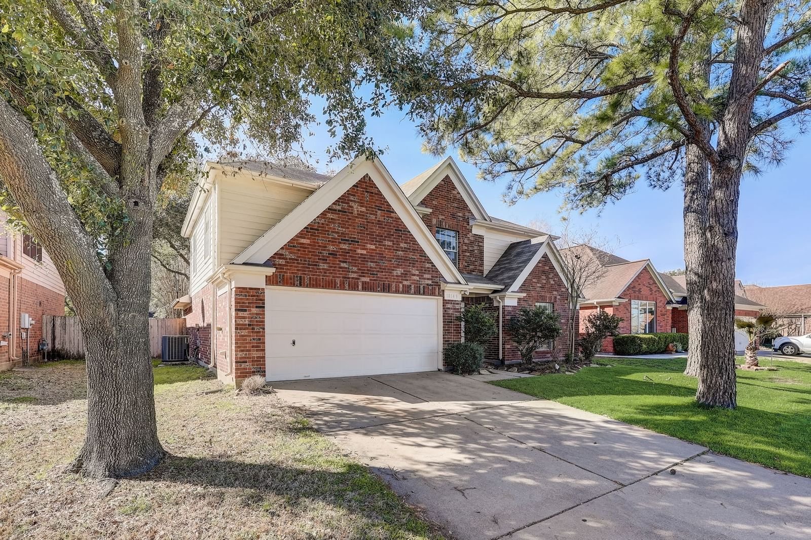 Real estate property located at 18143 Holly Forest, Harris, Windsong, Houston, TX, US