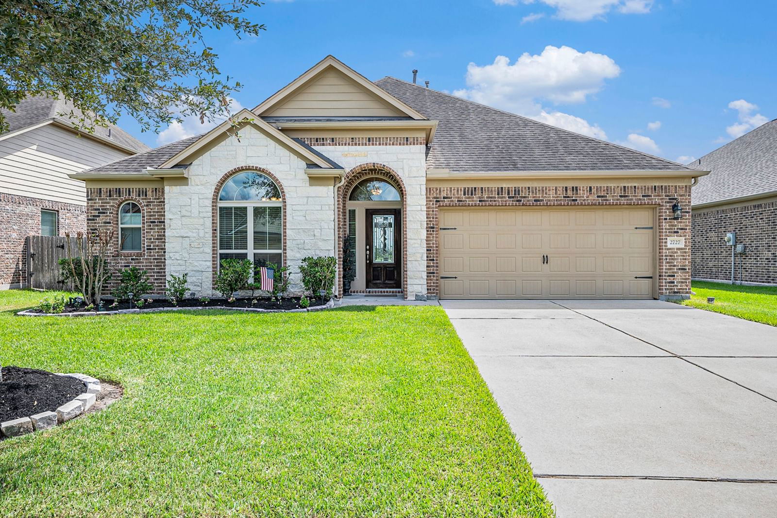 Real estate property located at 2727 Intrepid, Fort Bend, Briarwood Crossing Sec 2, Rosenberg, TX, US