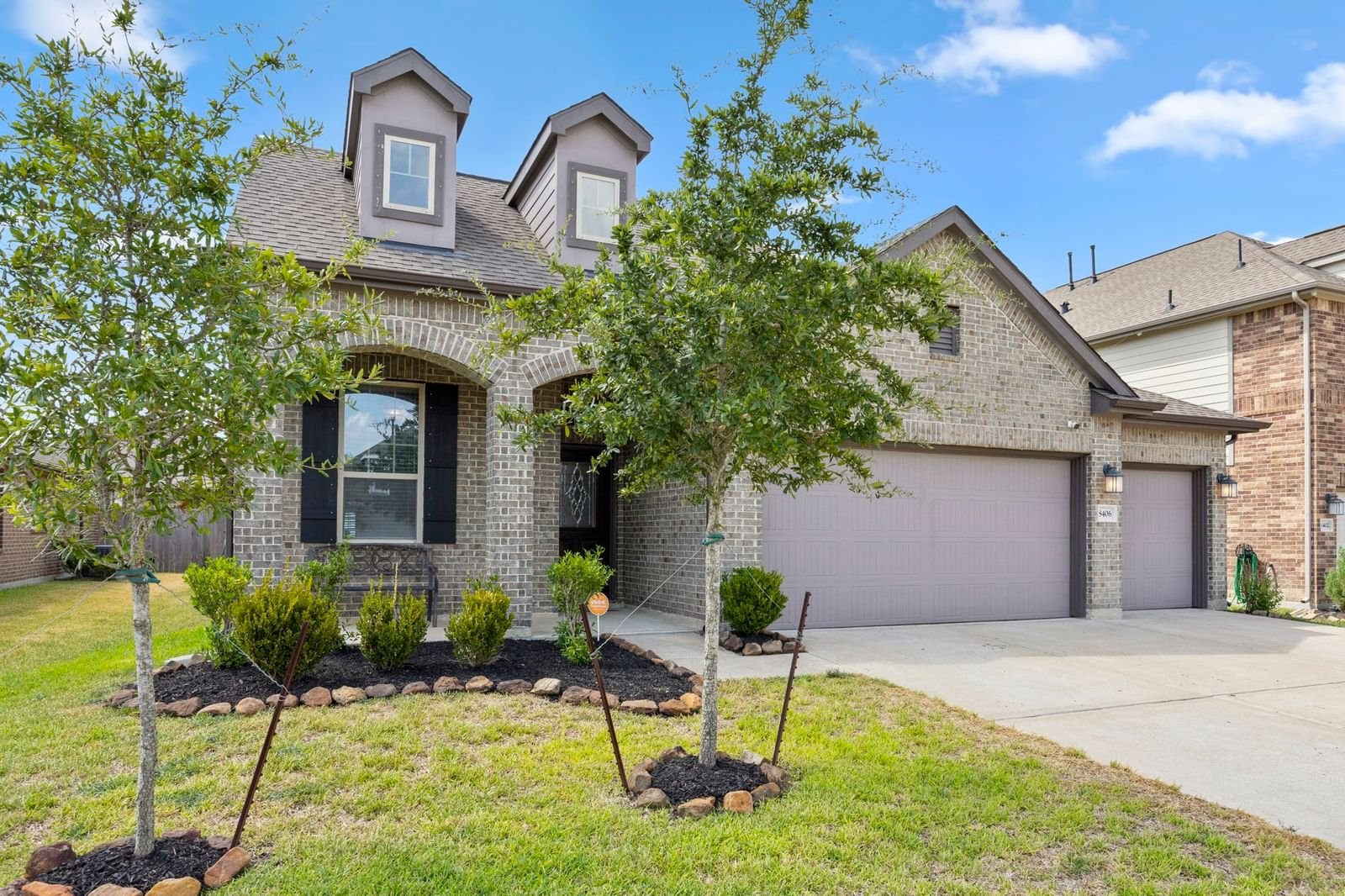 Real estate property located at 8406 Hunters Cliff, Harris, Hunters Crk Sec 4, Baytown, TX, US