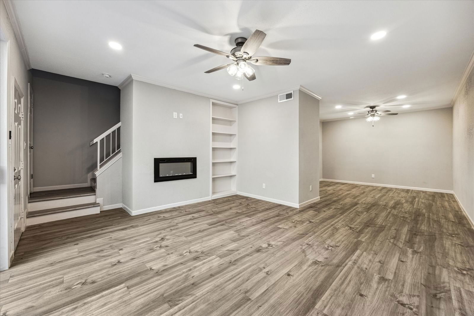 Real estate property located at 1201 McDuffie #212, Harris, River Oaks Place Condo Amd, Houston, TX, US