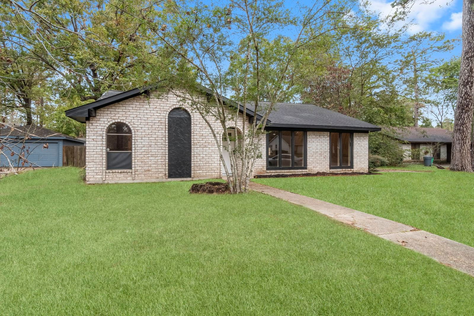 Real estate property located at 2211 Vista Manor, Harris, Woodland Hills Village, Houston, TX, US