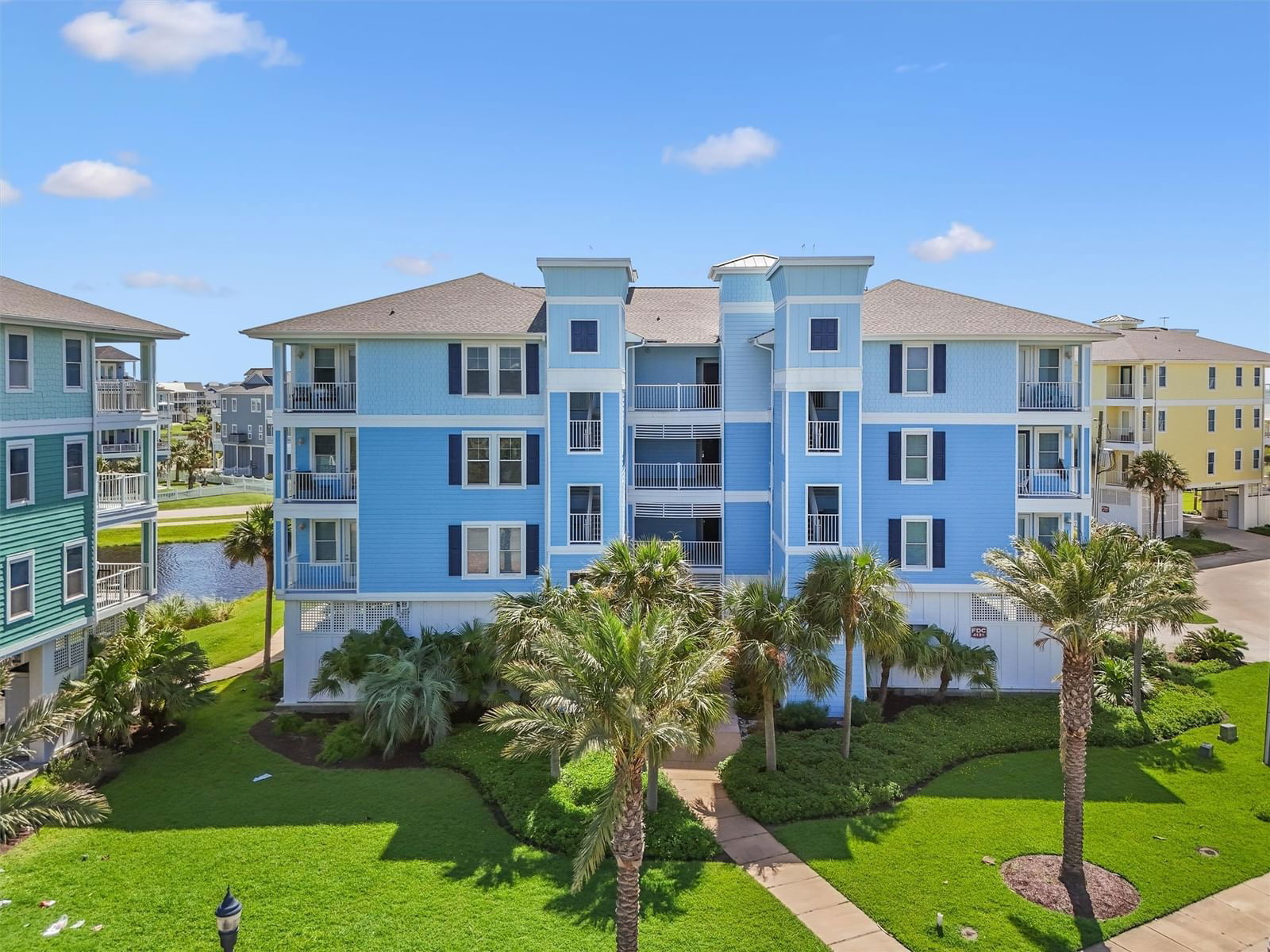 Real estate property located at 4131 Pointe West #202, Galveston, Pointe West, Galveston, TX, US