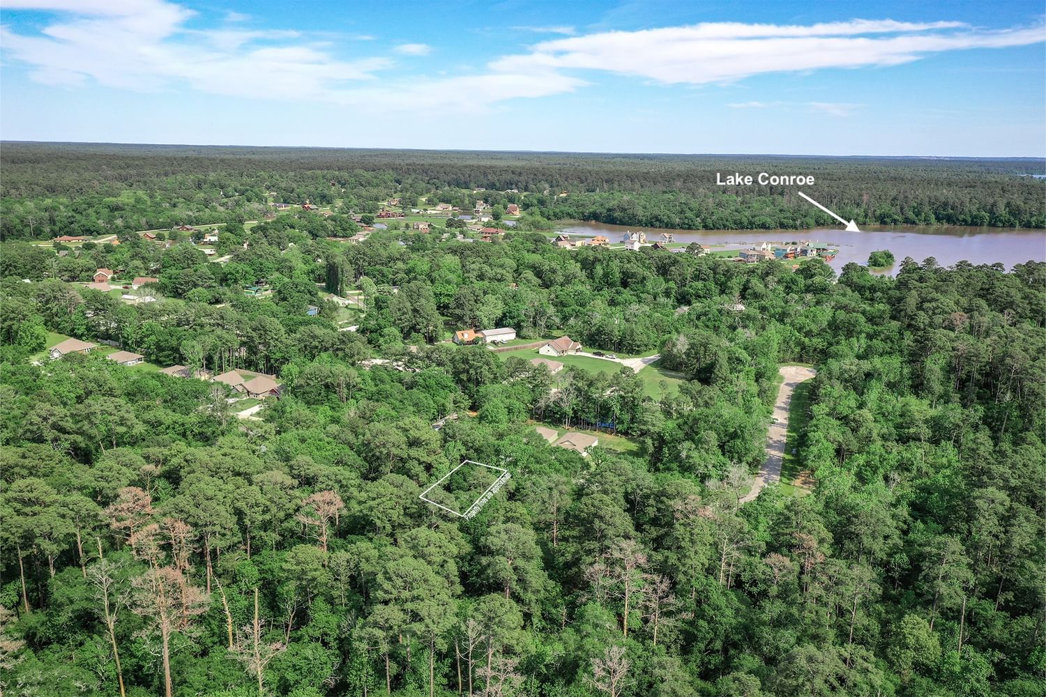 Real estate property located at 38 Firewood, Walker, Wildwood Shores, Huntsville, TX, US