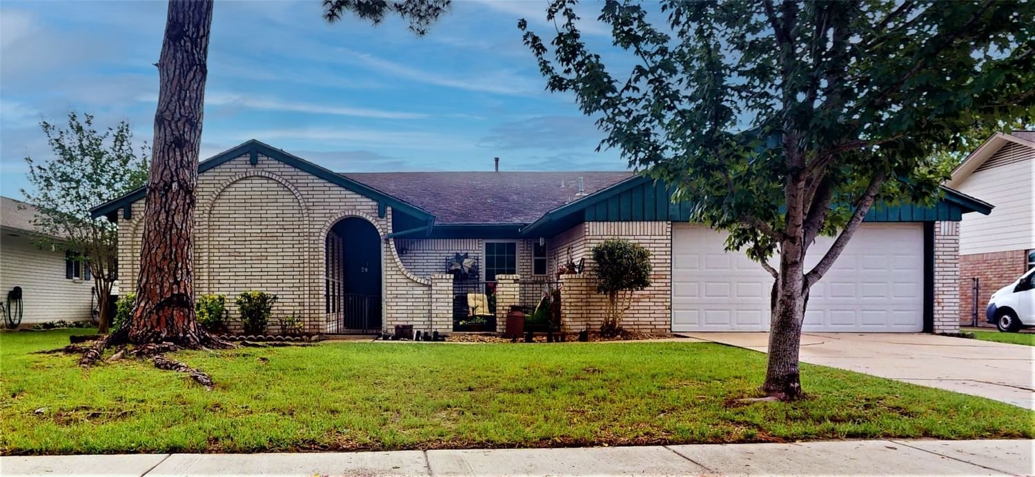 Real estate property located at 2218 Wycliffe, Harris, Prestridge Village, Houston, TX, US