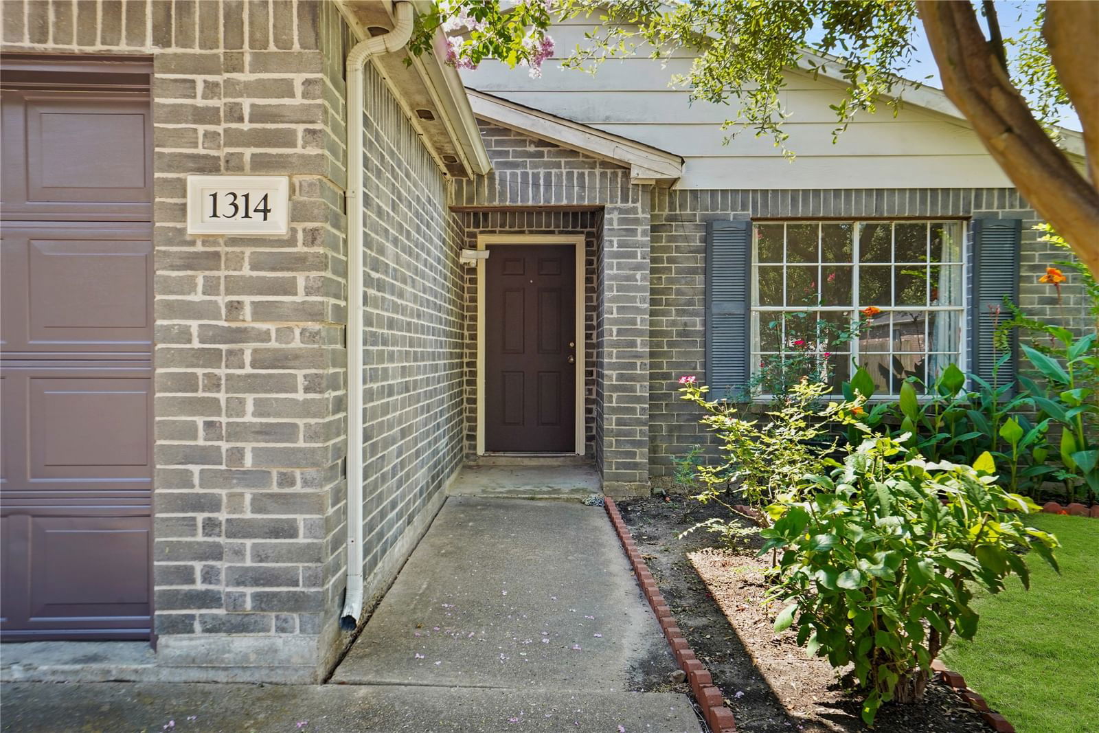 Real estate property located at 1314 Bridle Path, Fort Bend, Pecan Park, Rosenberg, TX, US