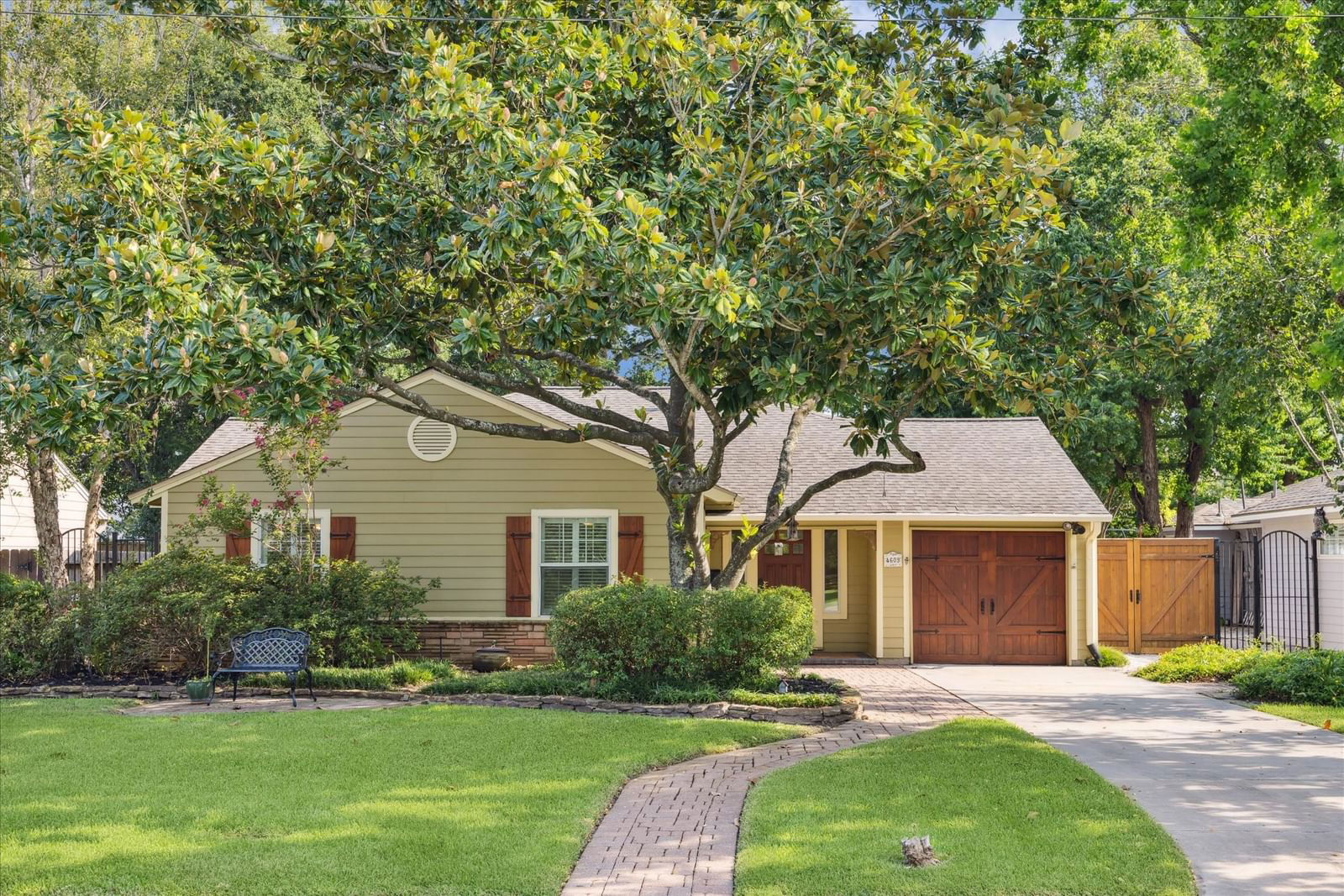 Real estate property located at 4609 Pine, Harris, Post Oak Terrace, Bellaire, TX, US