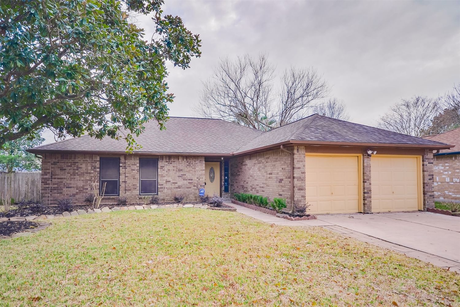 Real estate property located at 2923 LAURELRIDGE, Galveston, MEADOW BEND, League City, TX, US