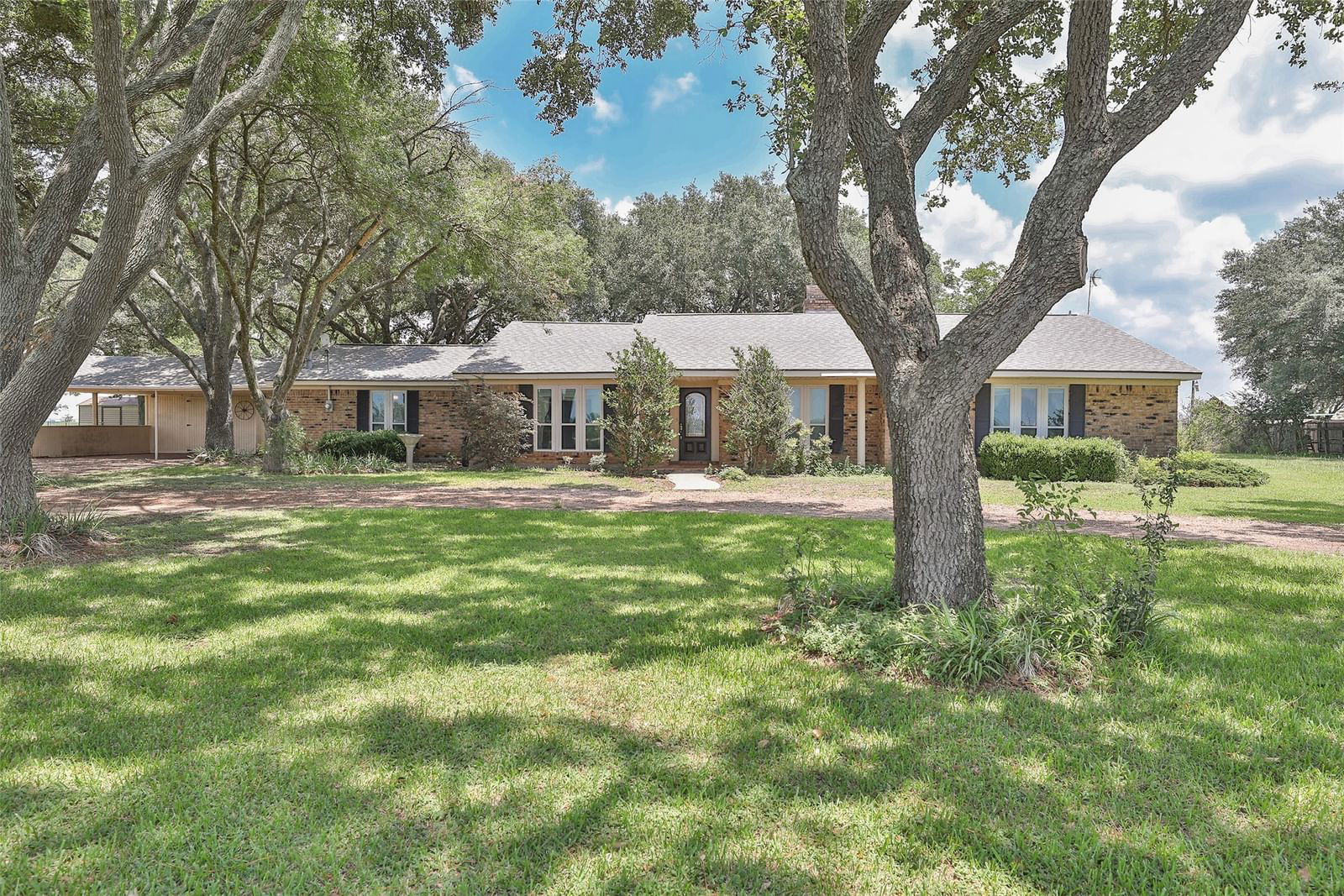 Real estate property located at 444 County Road 214, Wharton, N/A, East Bernard, TX, US