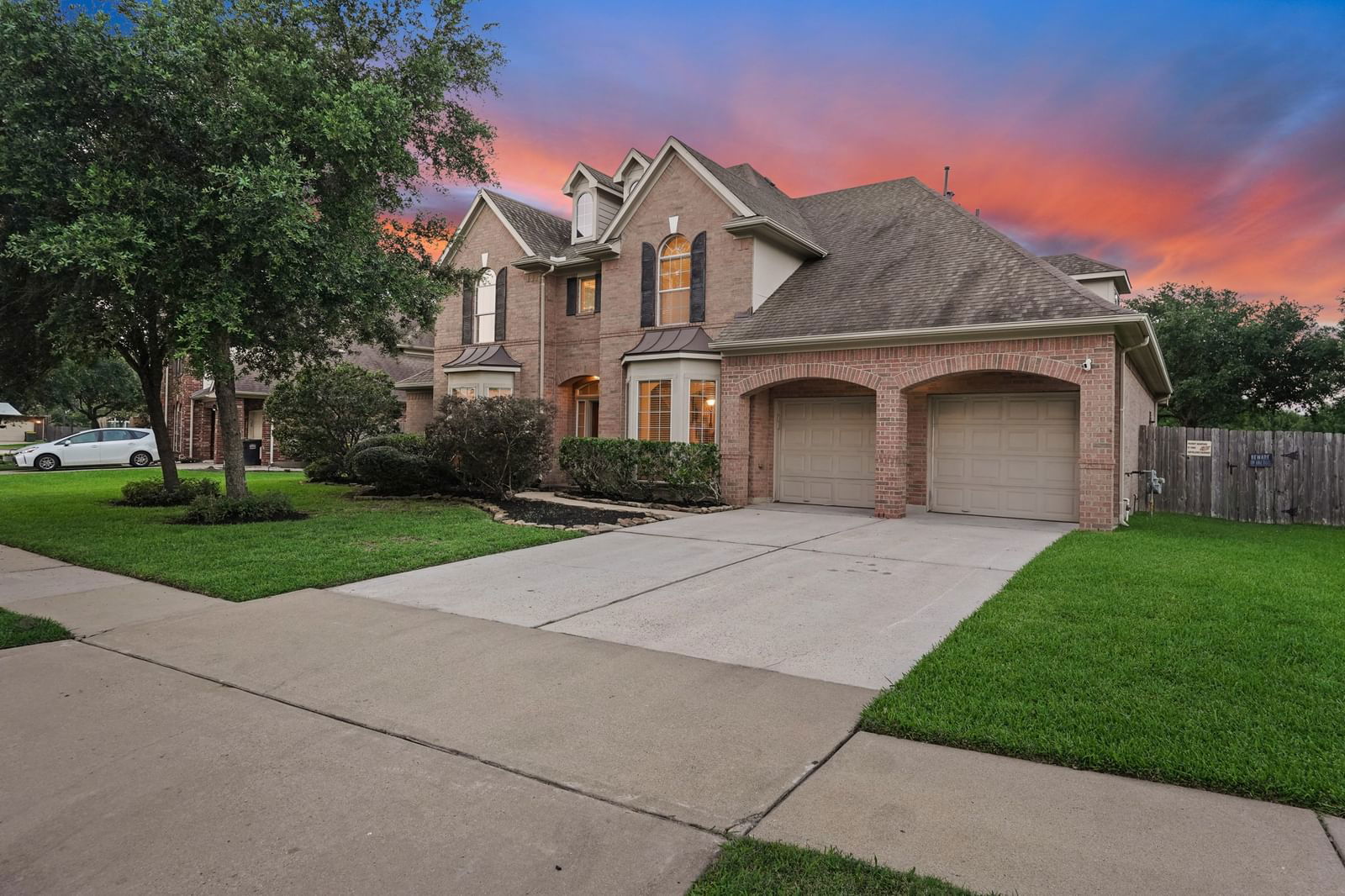 Real estate property located at 12105 Galleon Point, Brazoria, Shadow Creek Ranch Sf1-Sf2-Sf3, Pearland, TX, US