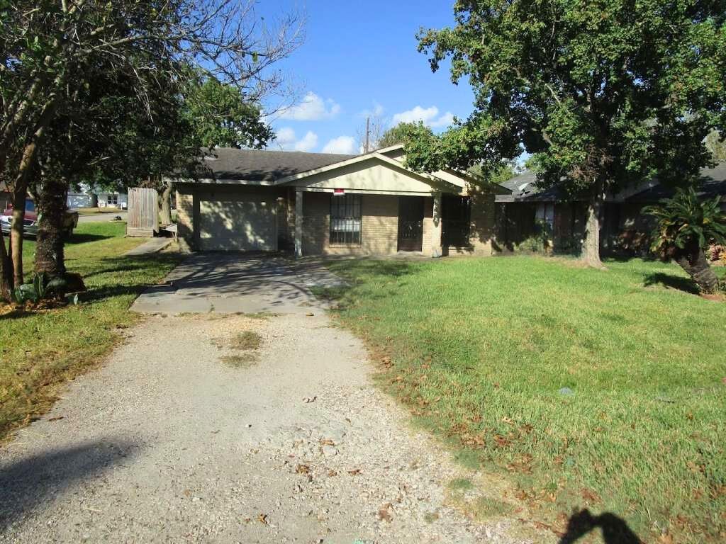 Real estate property located at 601 12th, Harris, La Porte, La Porte, TX, US