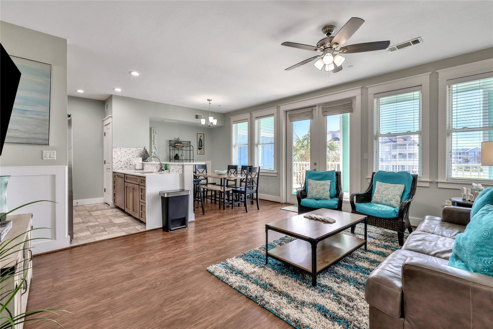 Real estate property located at 4121 Pointe West #102, Galveston, Pointe West, Galveston, TX, US