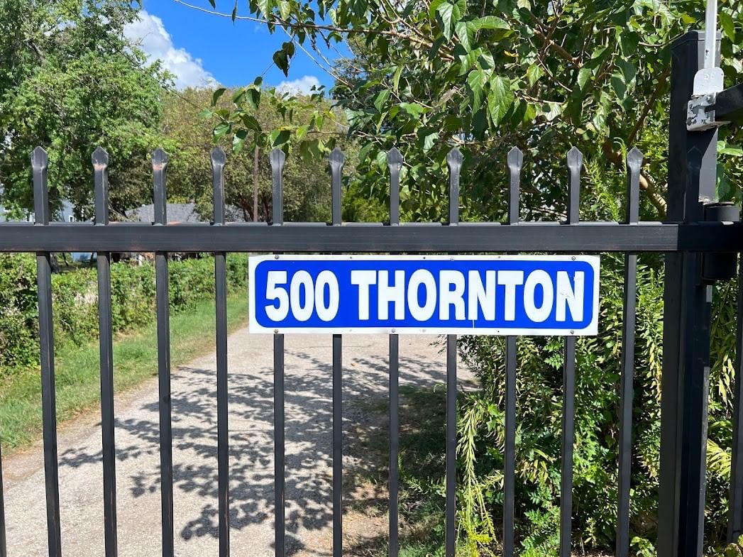 Real estate property located at 500 Thornton, Harris, Yale Street Acres, Houston, TX, US