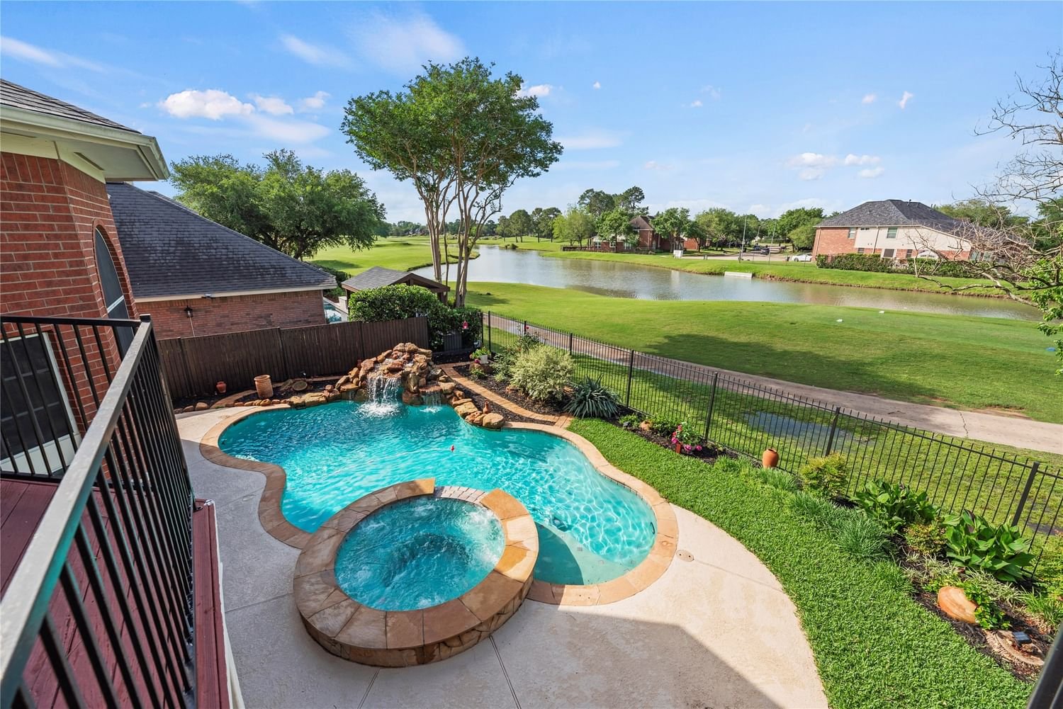 Real estate property located at 24403 Falcon Point, Fort Bend, Falcon Point Sec 1, Katy, TX, US