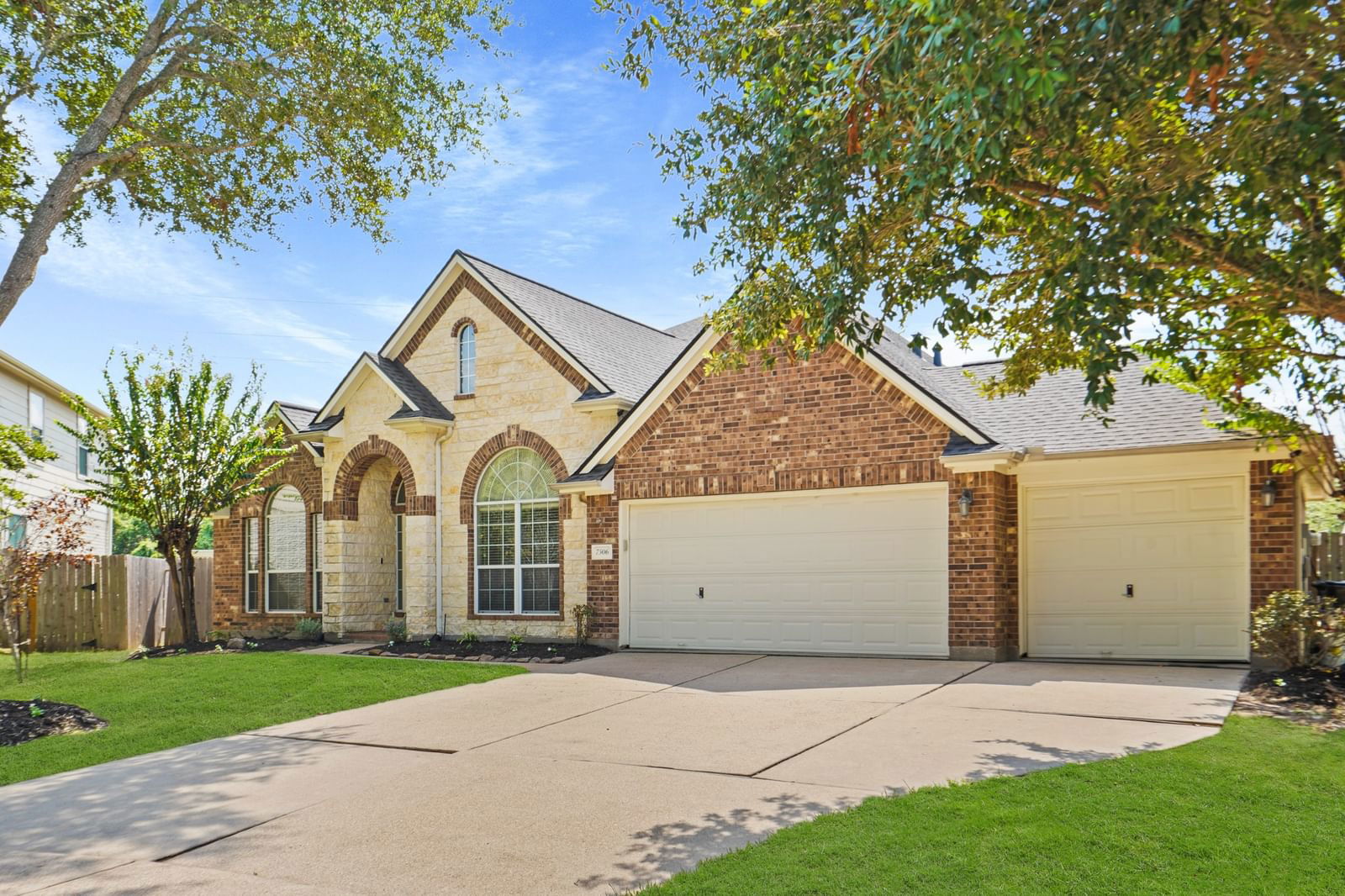 Real estate property located at 7506 Crescent Lake, Fort Bend, Summer Lakes, Rosenberg, TX, US