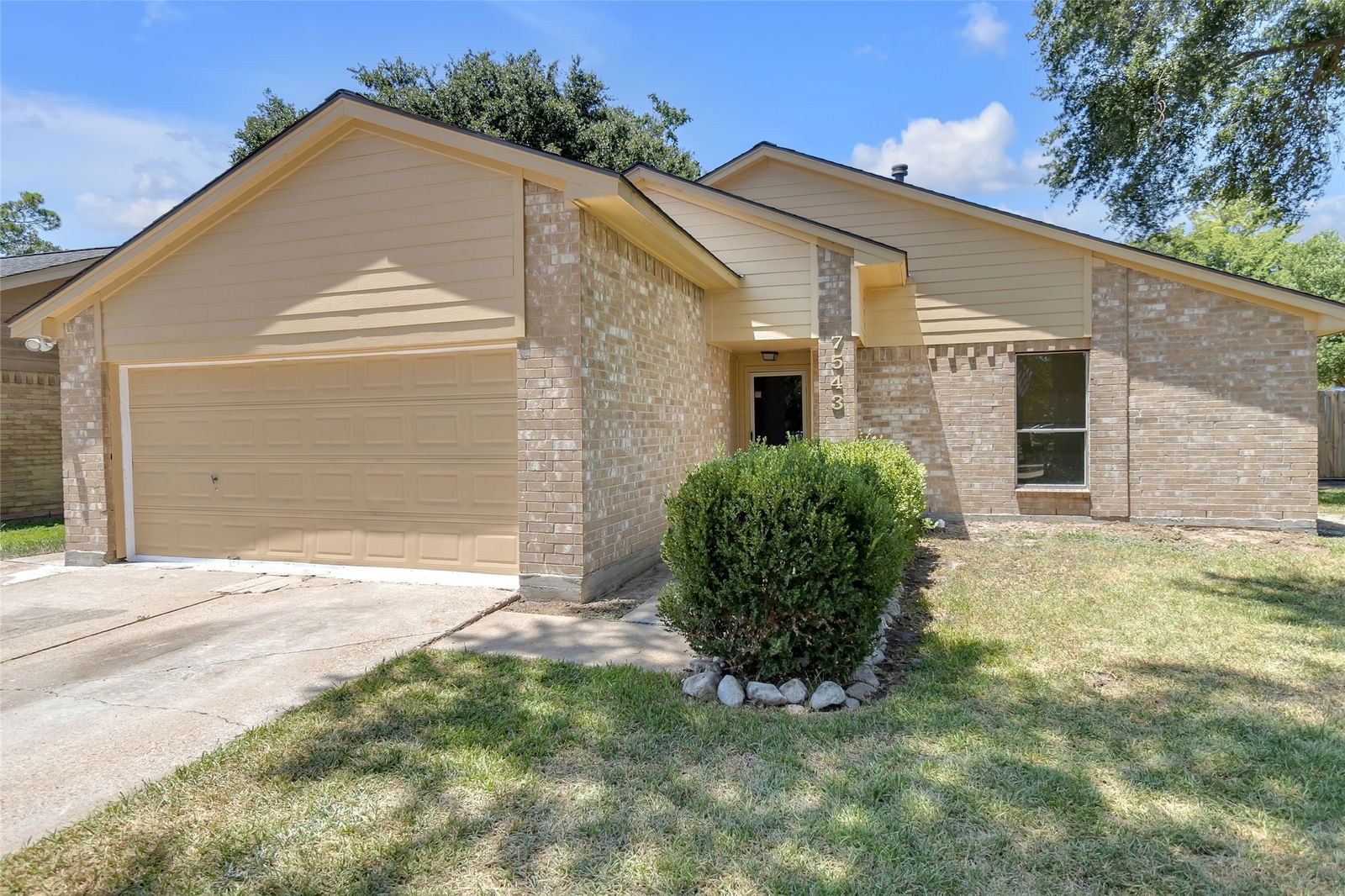 Real estate property located at 7543 Quiet Forest, Harris, Woodland Trails West Sec 04, Houston, TX, US