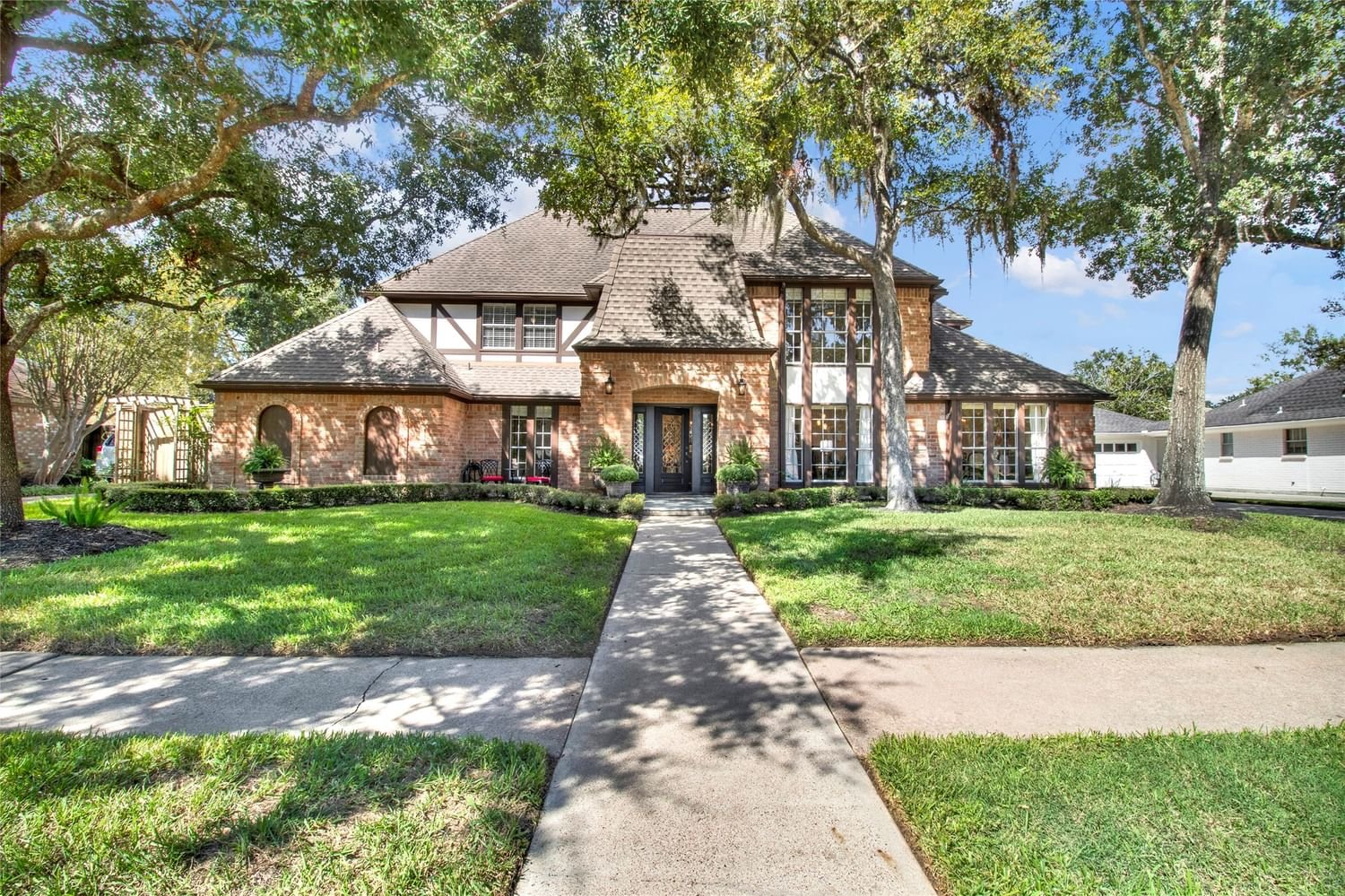 Real estate property located at 16315 Laurelfield, Harris, Brook Forest Sec 02, Houston, TX, US