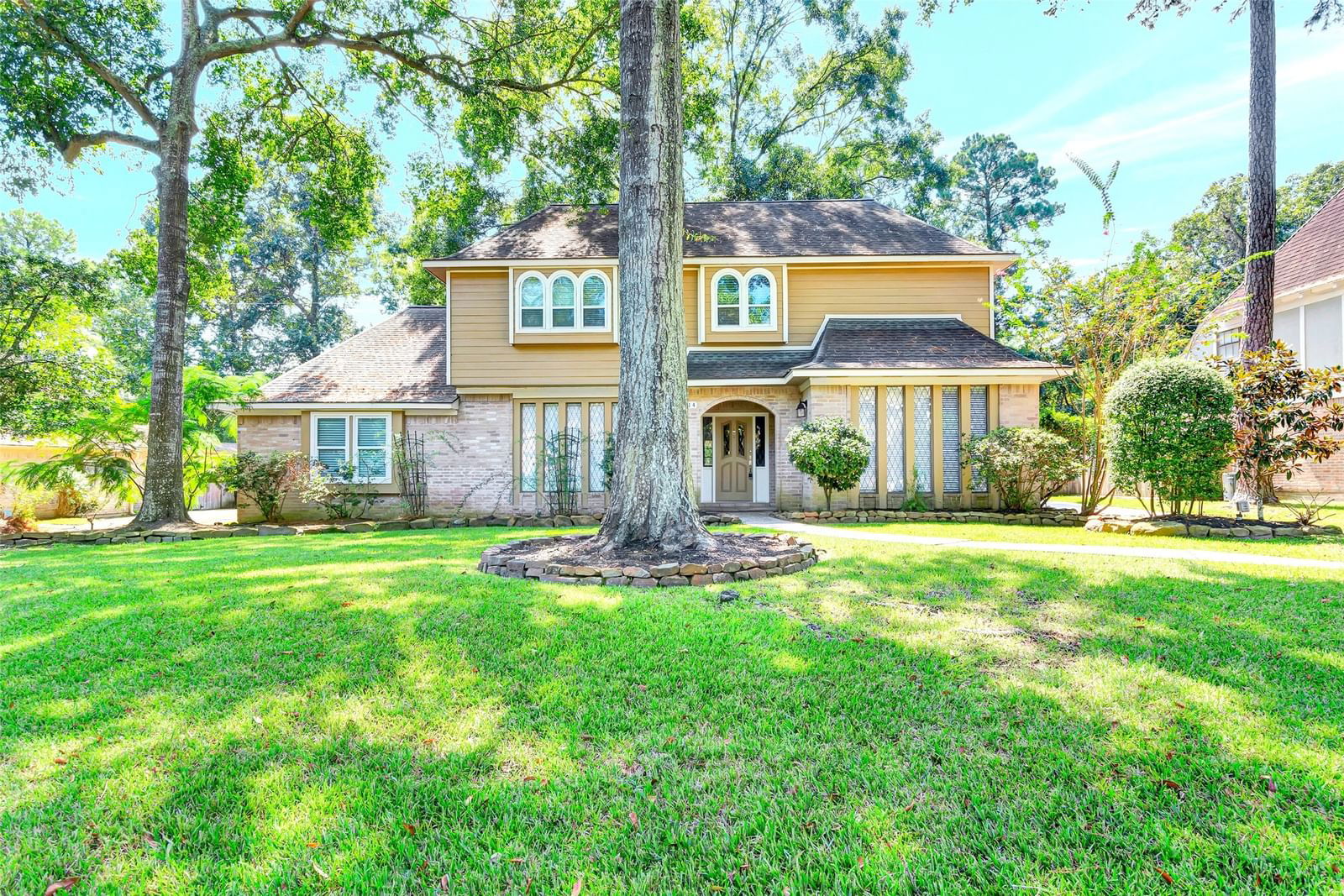 Real estate property located at 5214 Timber Shade, Harris, Fosters Mill Village Sec 01, Houston, TX, US