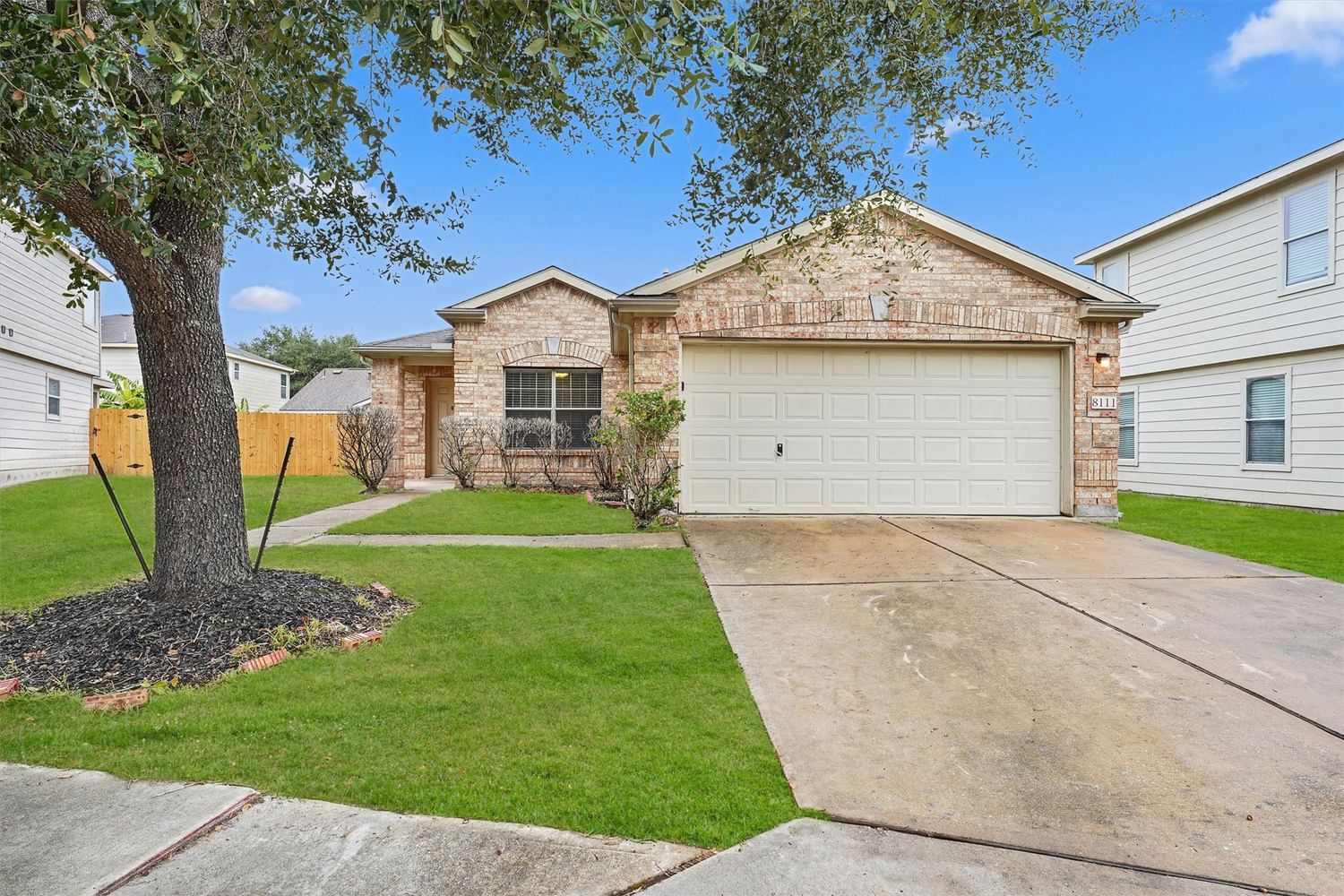 Real estate property located at 8111 White Arbor, Harris, Kenswick Forest Sec 2, Humble, TX, US