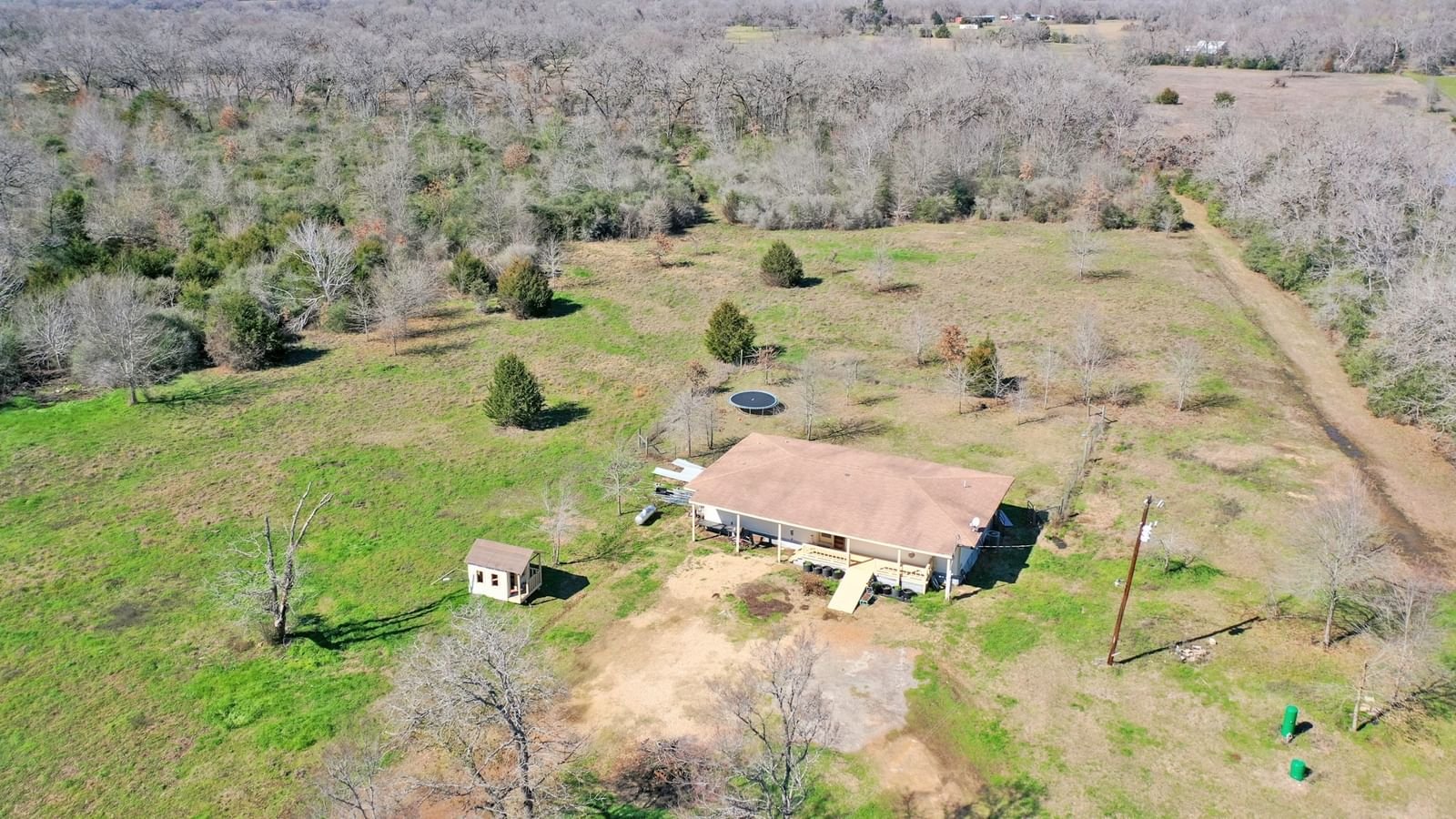 Real estate property located at 2071 Fm 977, Leon, n/a, Leona, TX, US