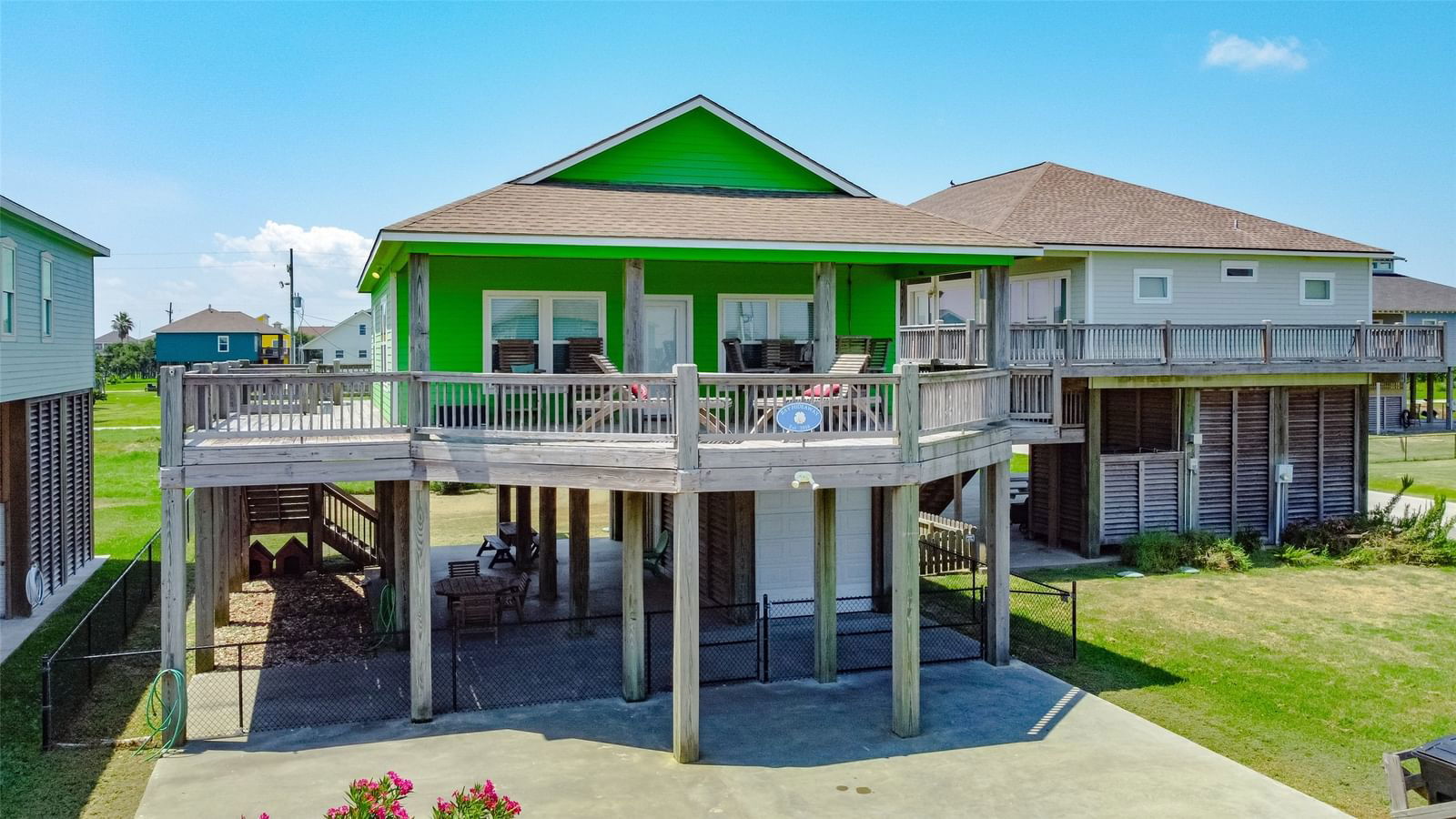 Real estate property located at 877 Palmetto, Galveston, Emerald Beach, Crystal Beach, TX, US