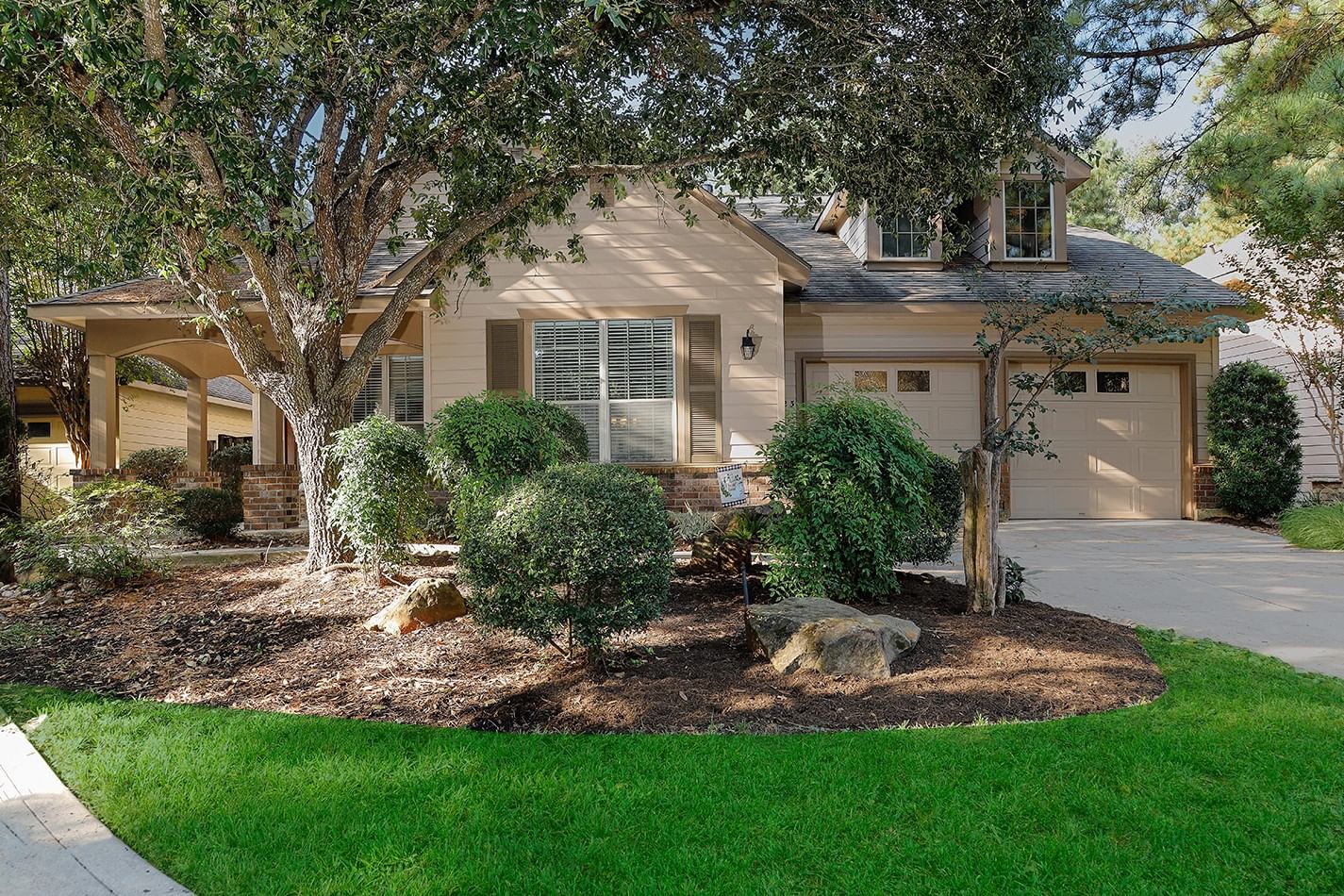 Real estate property located at 123 DOUVAINE, Montgomery, Wdlnds Ashbury Square Sterling Ridge, The Woodlands, TX, US