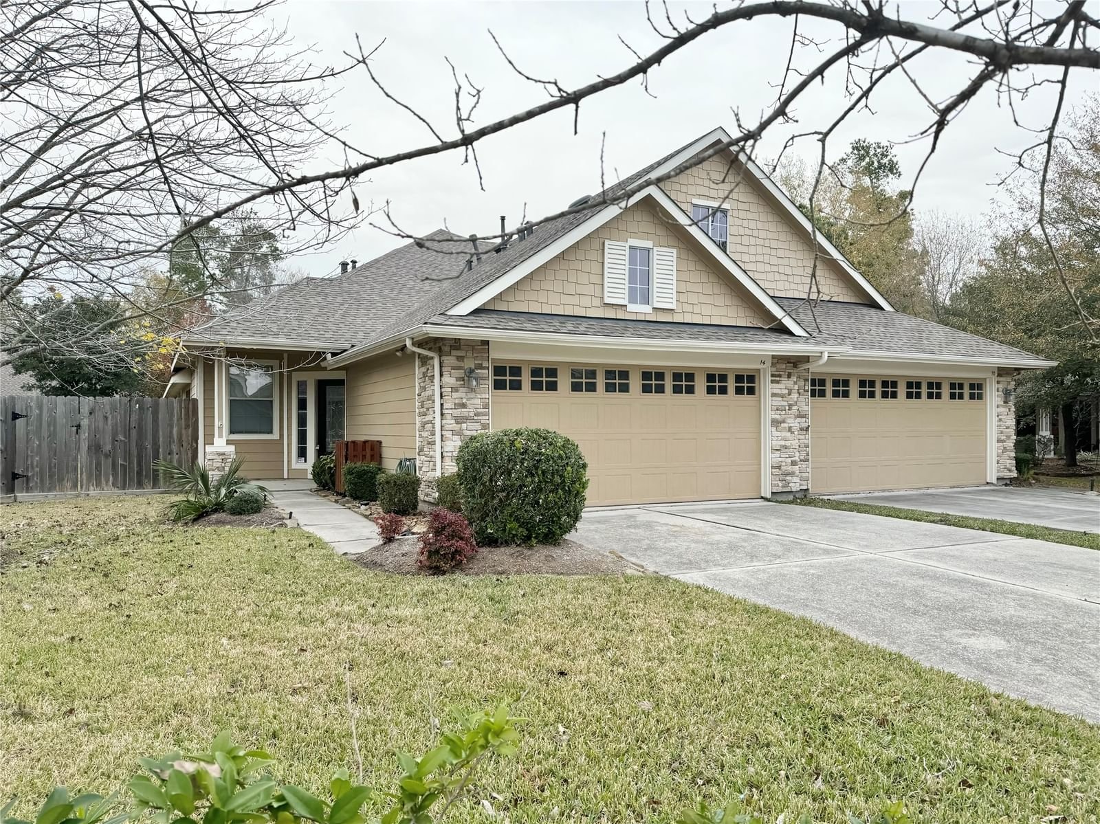 Real estate property located at 14 Kentwick, Montgomery, Wdlnds Windsor Lakes 11, Conroe, TX, US