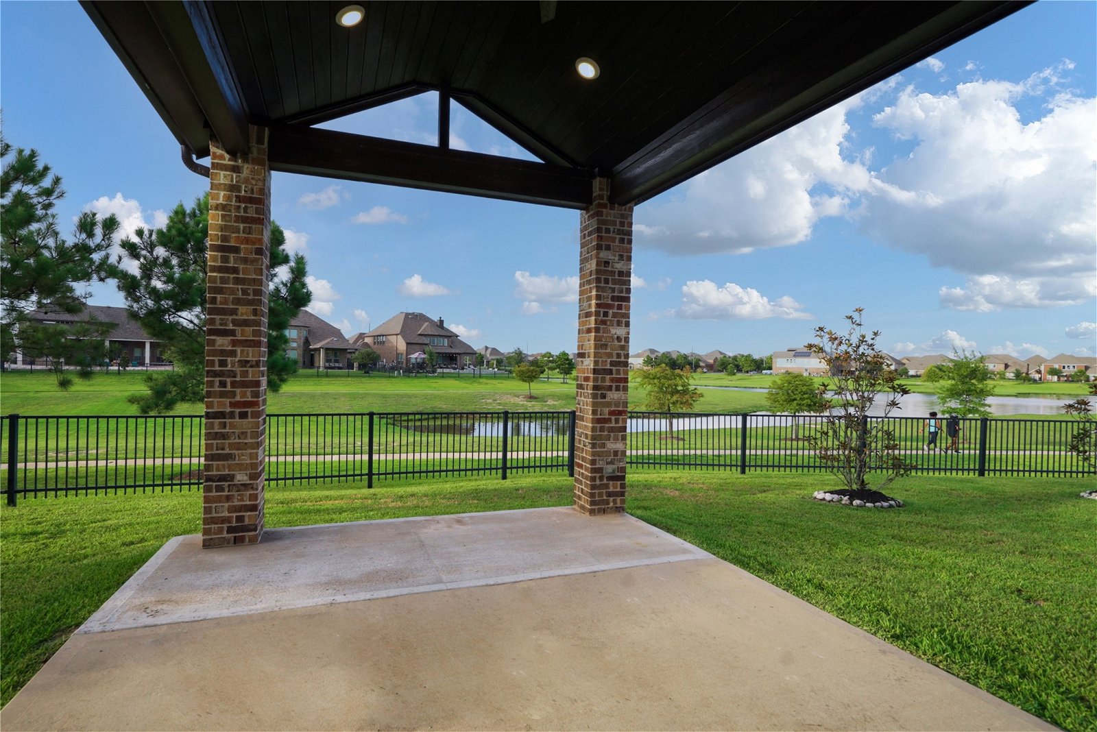Real estate property located at 20414 Regal Shadow, Harris, Cypress, TX, US