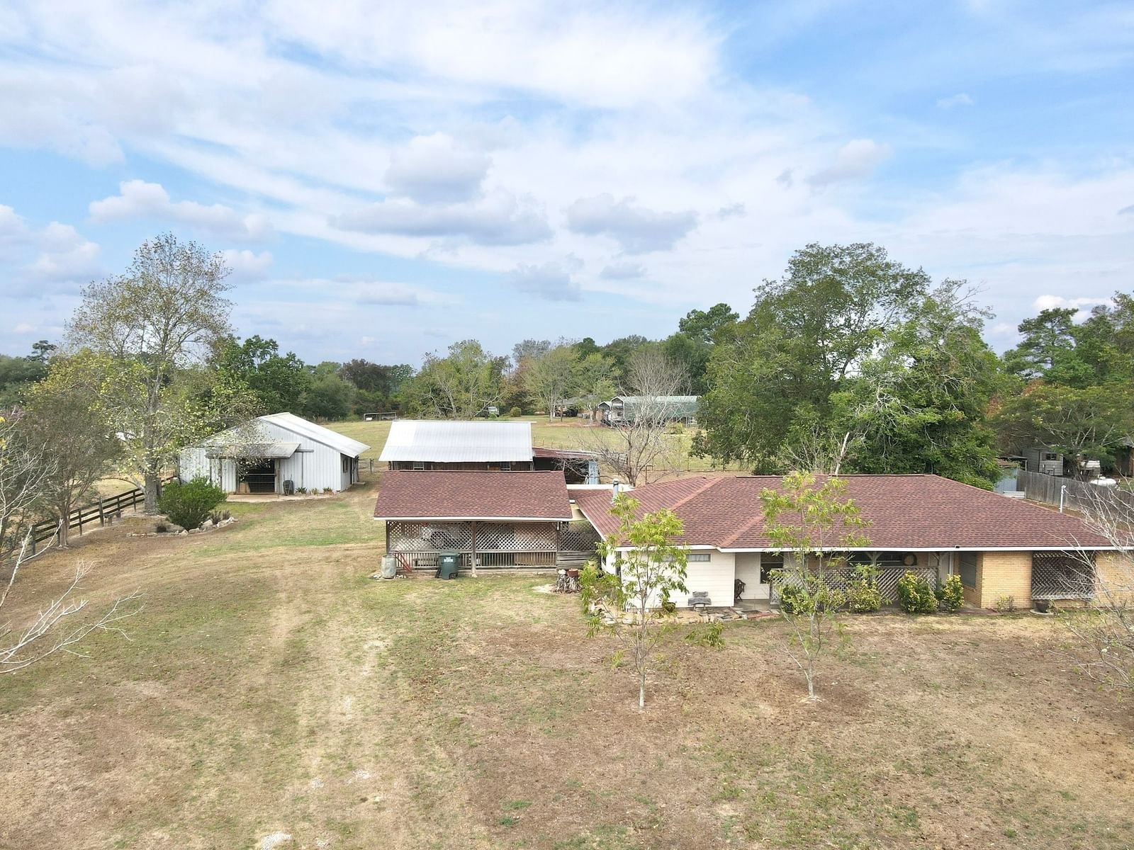 Real estate property located at 216 County Road 1095, Tyler, N/A, Woodville, TX, US