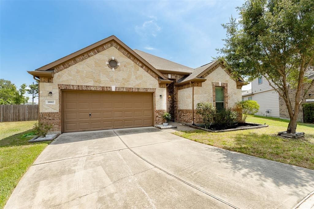 Real estate property located at 18002 Clayton Bluff, Harris, Westgate Sec 8, Cypress, TX, US