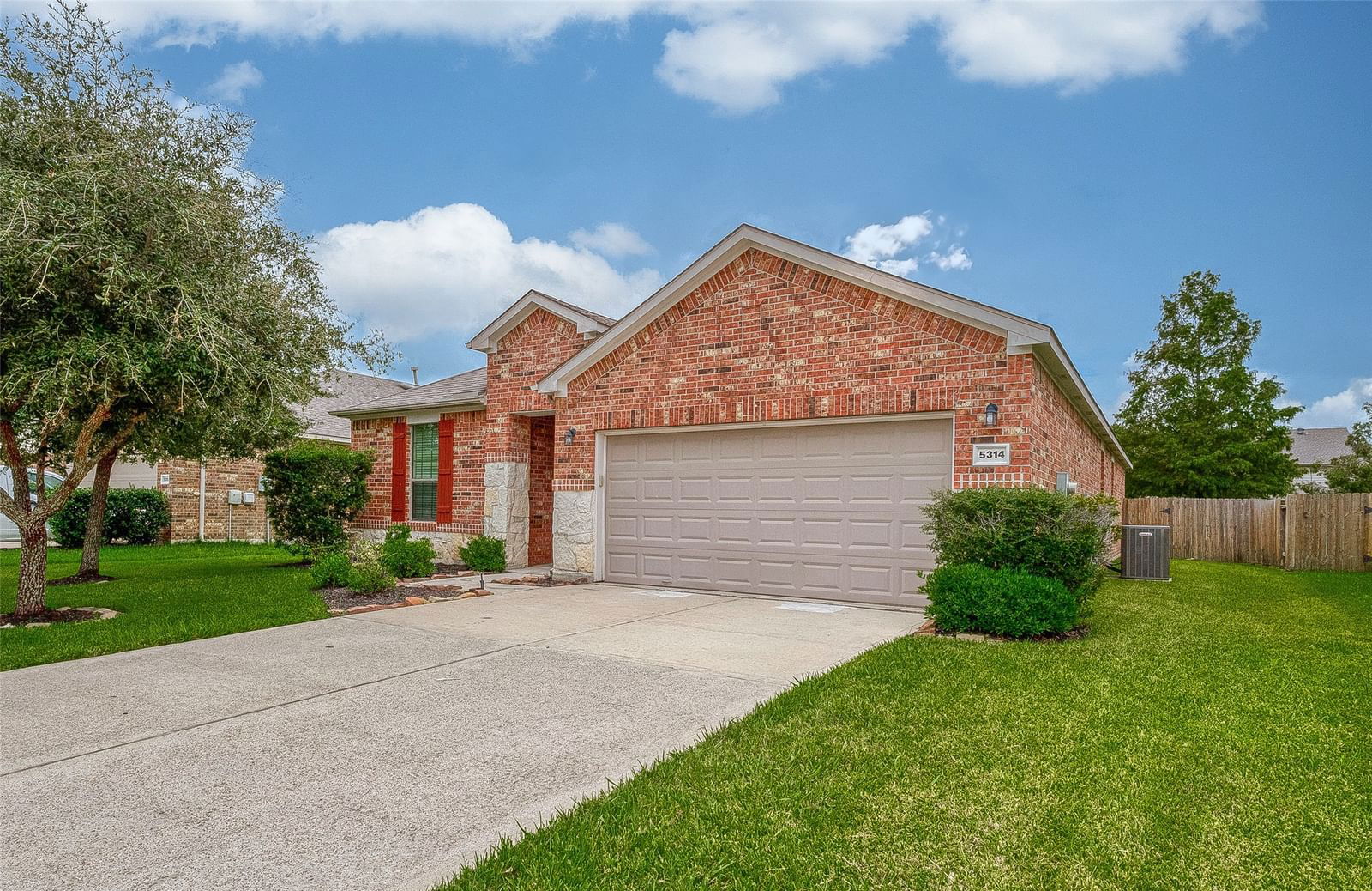 Real estate property located at 5314 Hickory Harvest, Fort Bend, Waterview Estates Sec 8, Richmond, TX, US