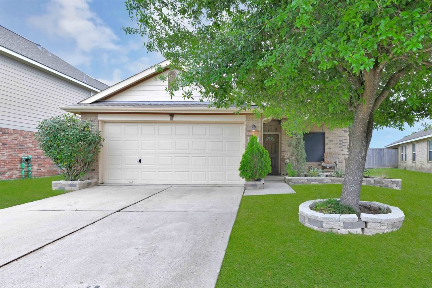 Real estate property located at 8710 Cielito, Harris, Highlands Ranch Sub, Baytown, TX, US