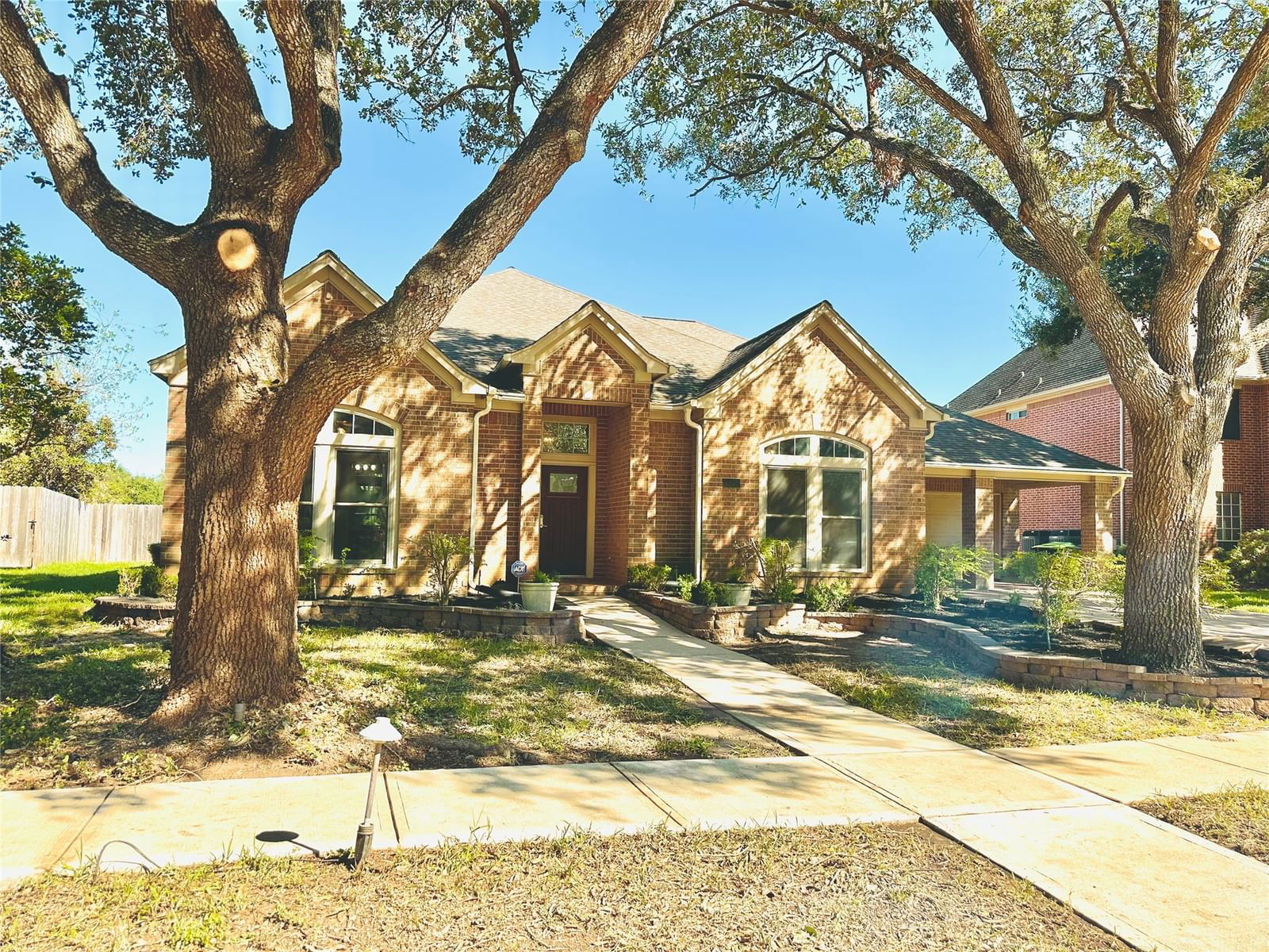 Real estate property located at 1823 Waterside, Fort Bend, Brightwater Point Estates, Missouri City, TX, US