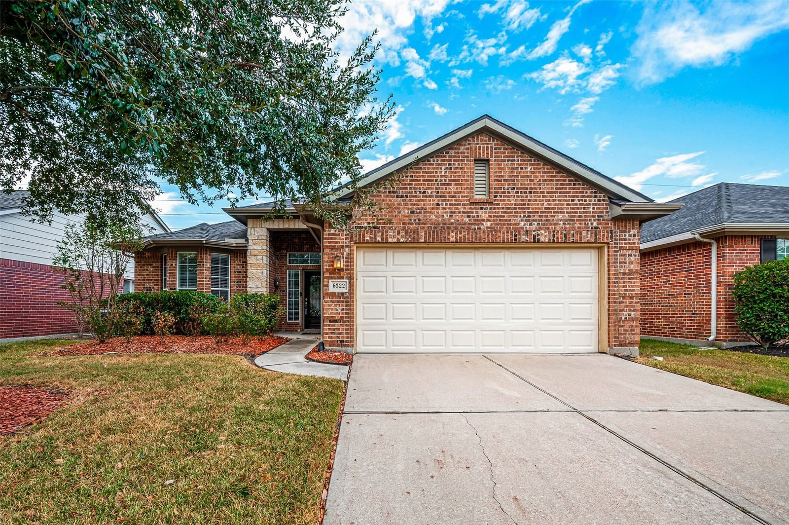 Real estate property located at 6322 Saragosa Crossing, Harris, Champions Xing Sec 04, Houston, TX, US