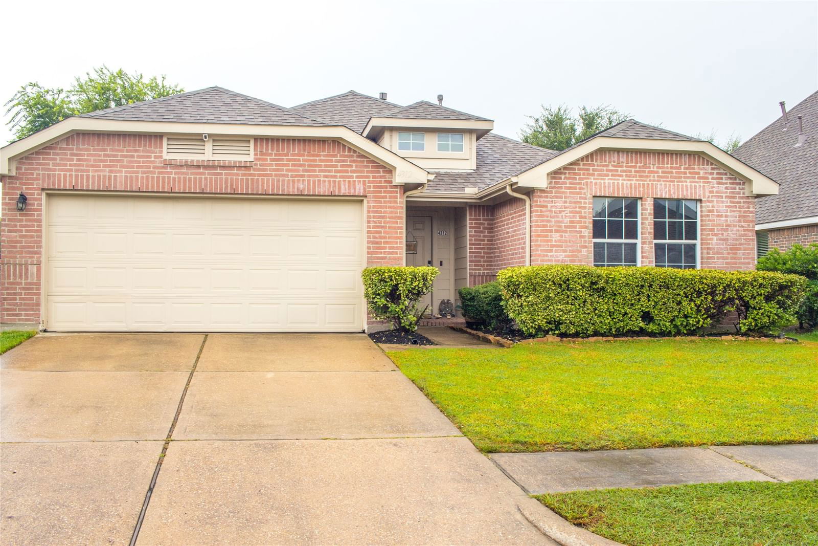 Real estate property located at 4312 Oleander, Harris, Crockett Park, Baytown, TX, US