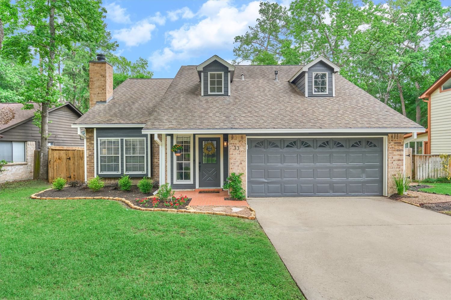 Real estate property located at 33 Lance Leaf, Montgomery, The Woodlands Panther Creek, The Woodlands, TX, US