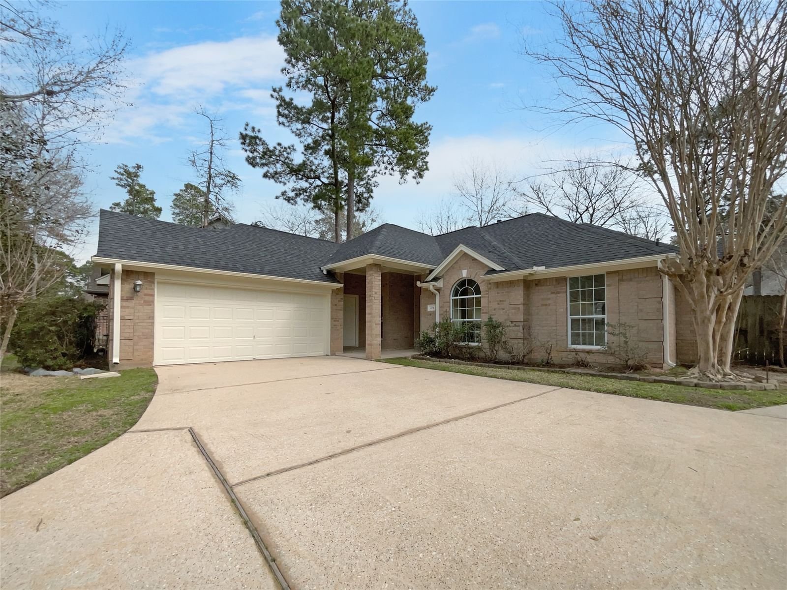 Real estate property located at 704 Forest Lane, Montgomery, River Plantation 09, Conroe, TX, US