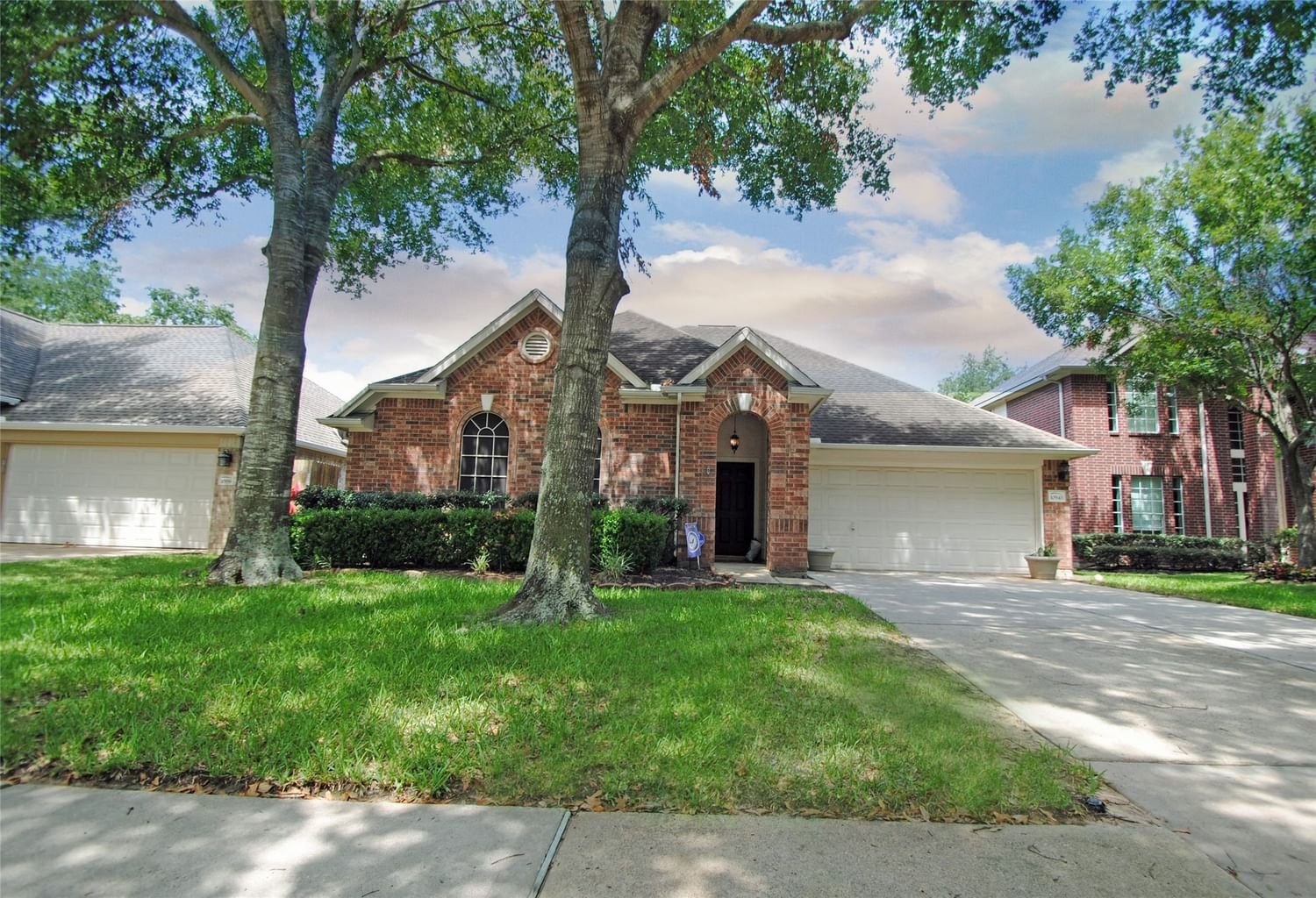 Real estate property located at 10943 Desert Springs, Harris, Cypress, TX, US