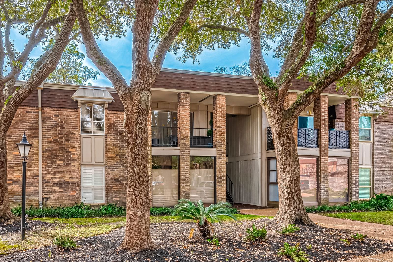 Real estate property located at 7555 Katy #163, Harris, Bayou Woods Condo, Houston, TX, US