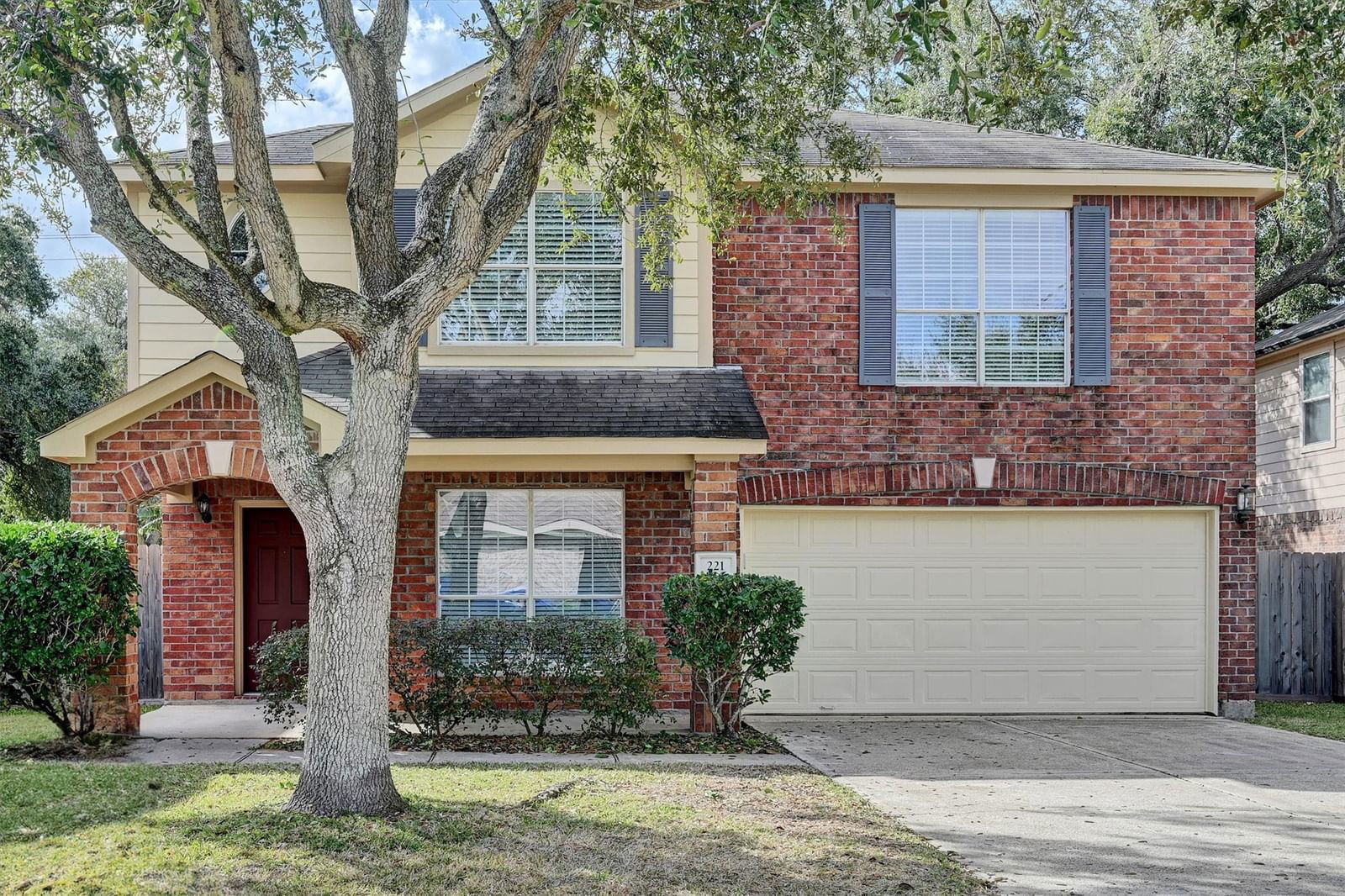 Real estate property located at 221 Heritage Oaks, Galveston, AMBURN OAKS, Texas City, TX, US