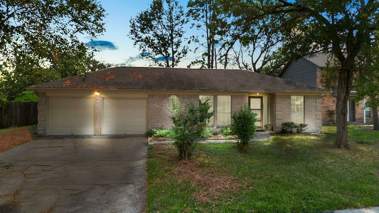 Real estate property located at 6931 Falling Waters, Harris, Oakwood Glen, Spring, TX, US