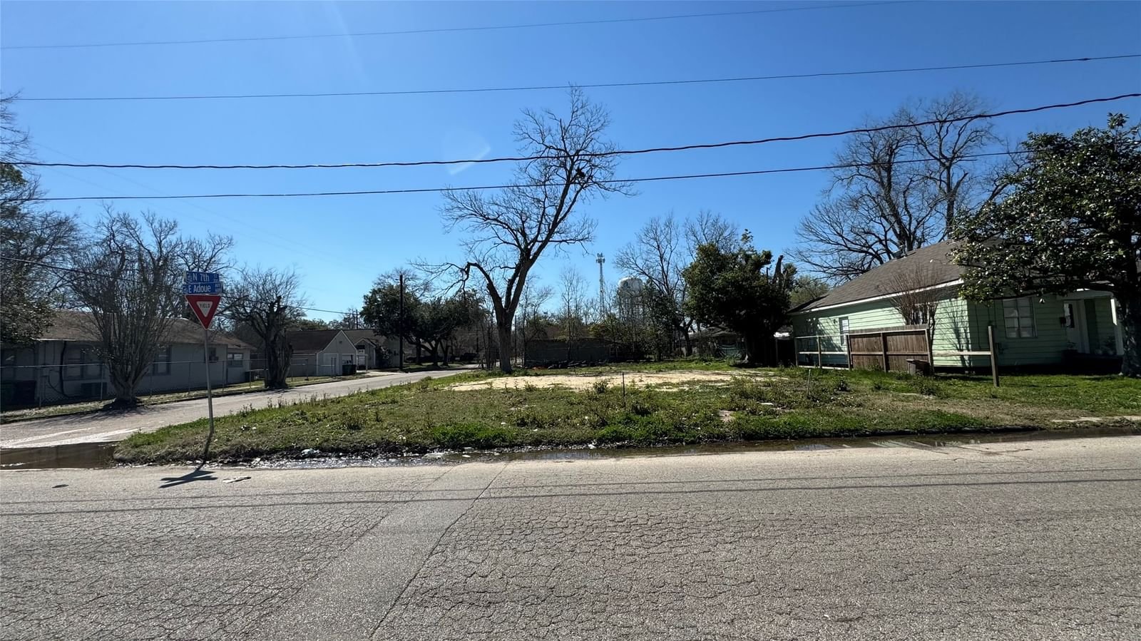 Real estate property located at 609 Adoue, Harris, Wright Perkins, Baytown, TX, US