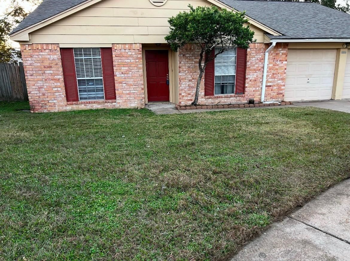 Real estate property located at 2311 Pepperweed, Harris, Westlake Forest Sec 01, Houston, TX, US