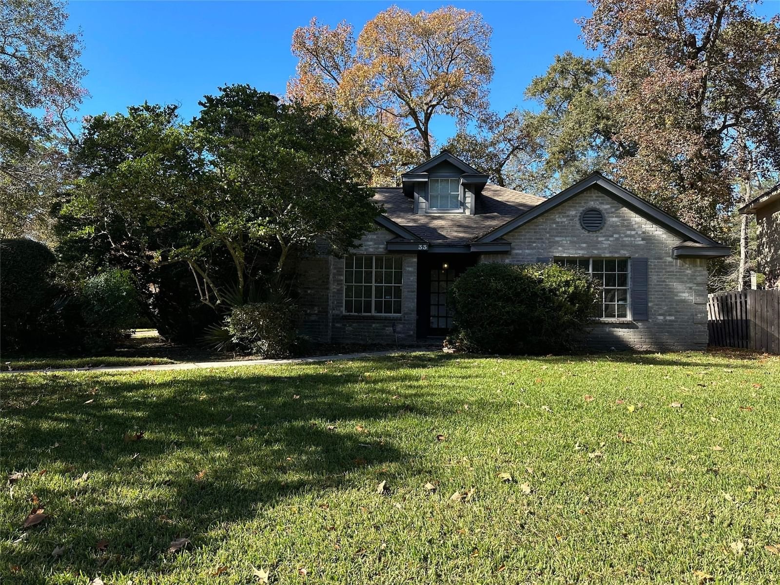 Real estate property located at 33 Thundercove, Montgomery, Wdlnds Village Cochrans Cr 02, Spring, TX, US