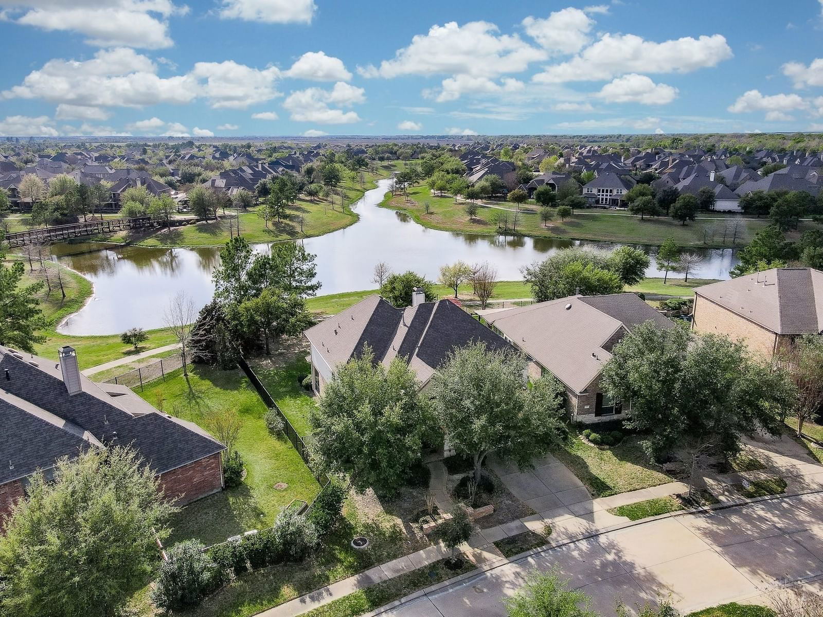 Real estate property located at 12507 Cove Landing, Harris, Bridgeland, Cypress, TX, US