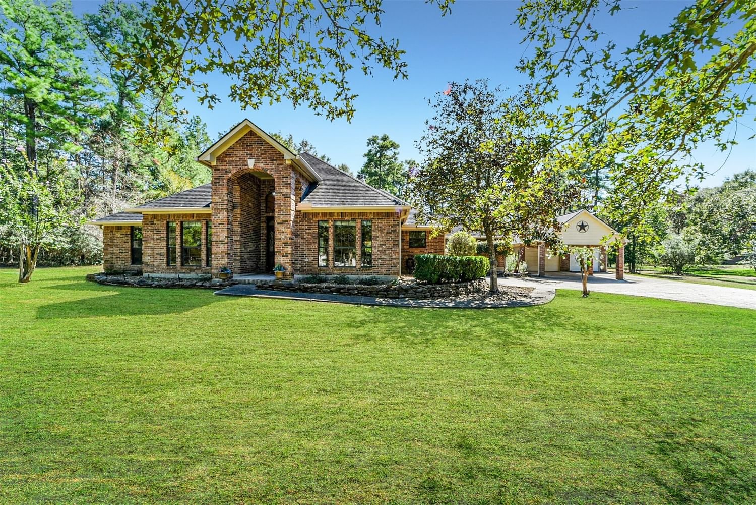 Real estate property located at 8811 Sendera, Montgomery, Sendera Lake Estate 02, Magnolia, TX, US