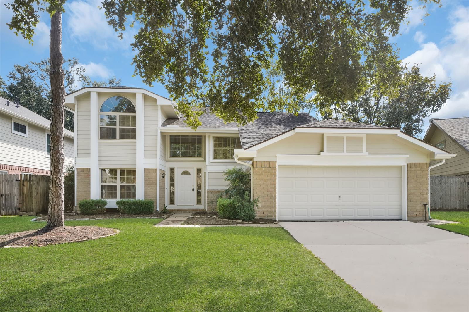 Real estate property located at 3327 LARKWOOD LANE, Fort Bend, WOODSTREAM, Sugar Land, TX, US