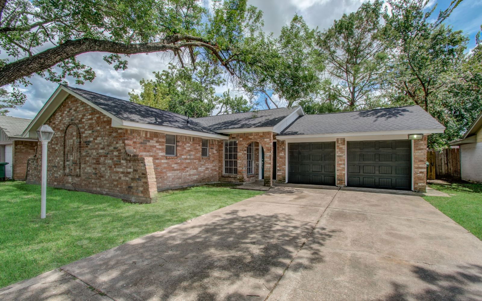 Real estate property located at 7619 Breezeway, Harris, Woodland Trails North Sec 04, Houston, TX, US